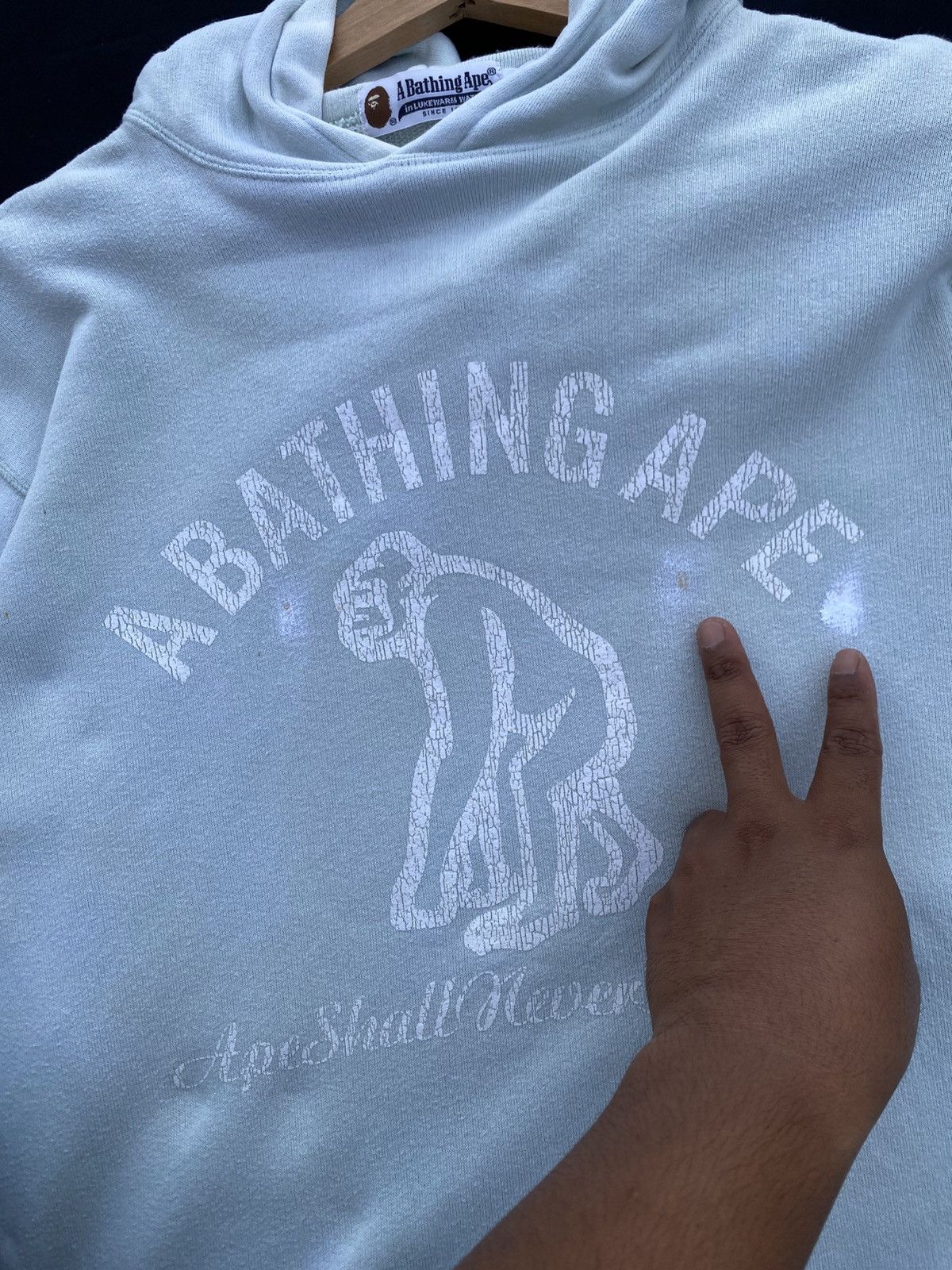 Bape Rare BAPE with the "Ape Shall Never Kill Ape" Hoodie Size US M / EU 48-50 / 2 - 11 Thumbnail