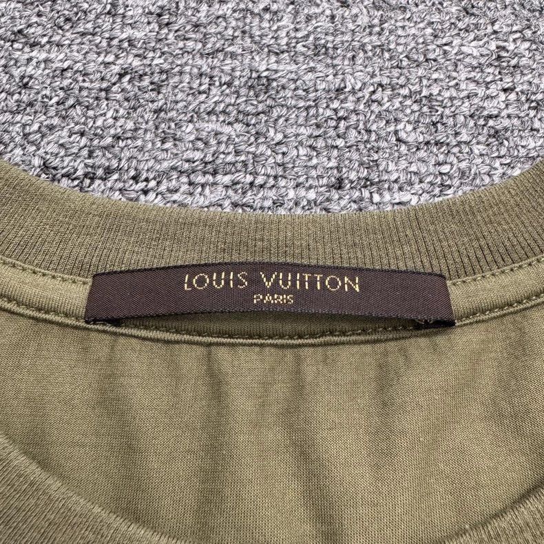 Louis Vuitton Louis Vuitton Embroidered Short Sleeve Tshirt-2506 Size US M / EU 48-50 / 2 - 5 Thumbnail