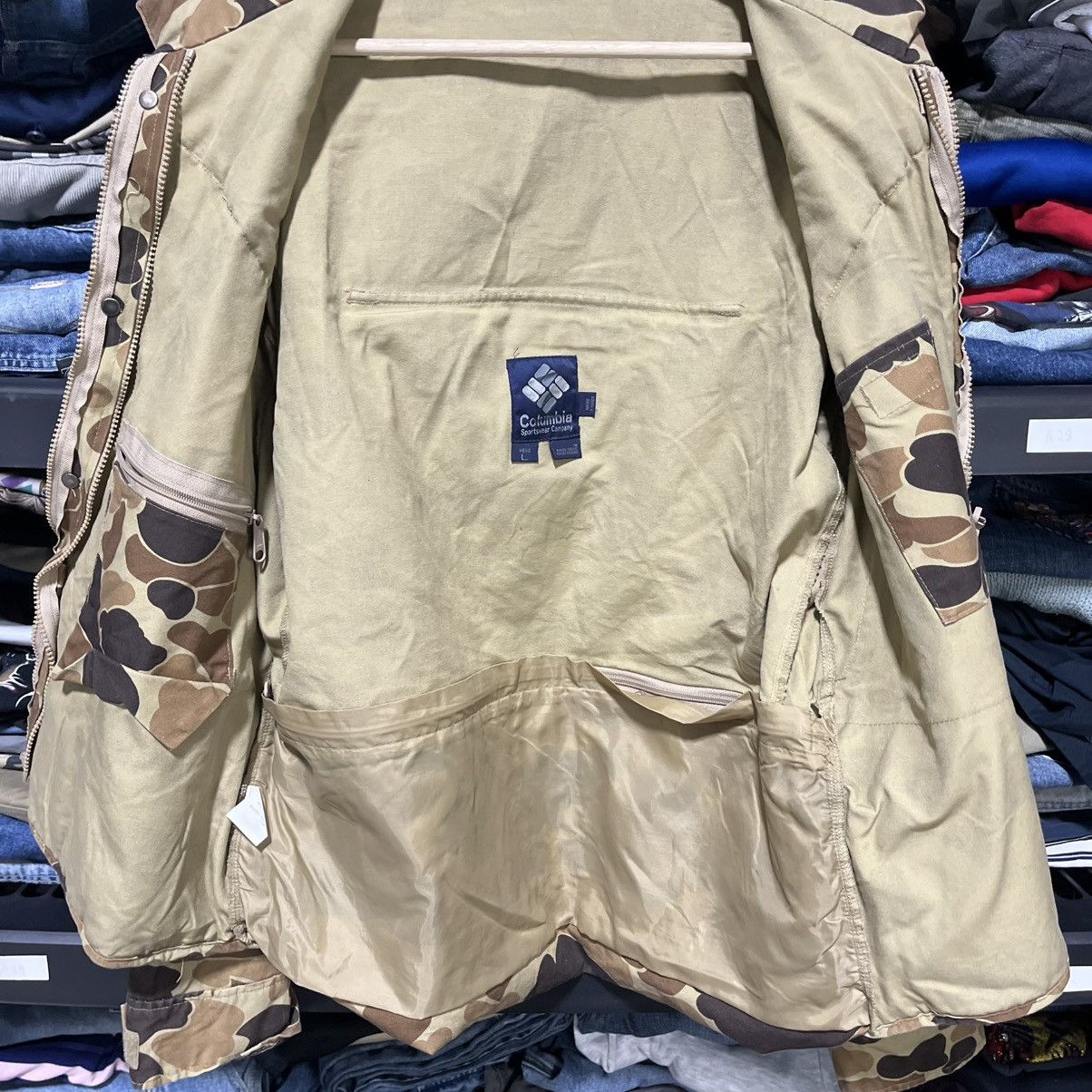 Columbia VINTAGE 90s COLUMBIA DUCK CAMO GORP OUTDOOR BOMBER JACKET Size US L / EU 52-54 / 3 - 9 Thumbnail