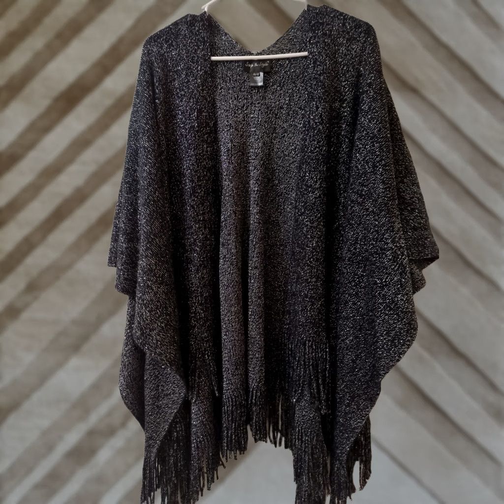 Vintage Step In Style 0X/1X Dressy Shawl Black Metallic Womens Shawl Top Dress Length Top Plus Size 0X/1X Womens Size XL / US 12-14 / IT 48-50 - 1 Thumbnail