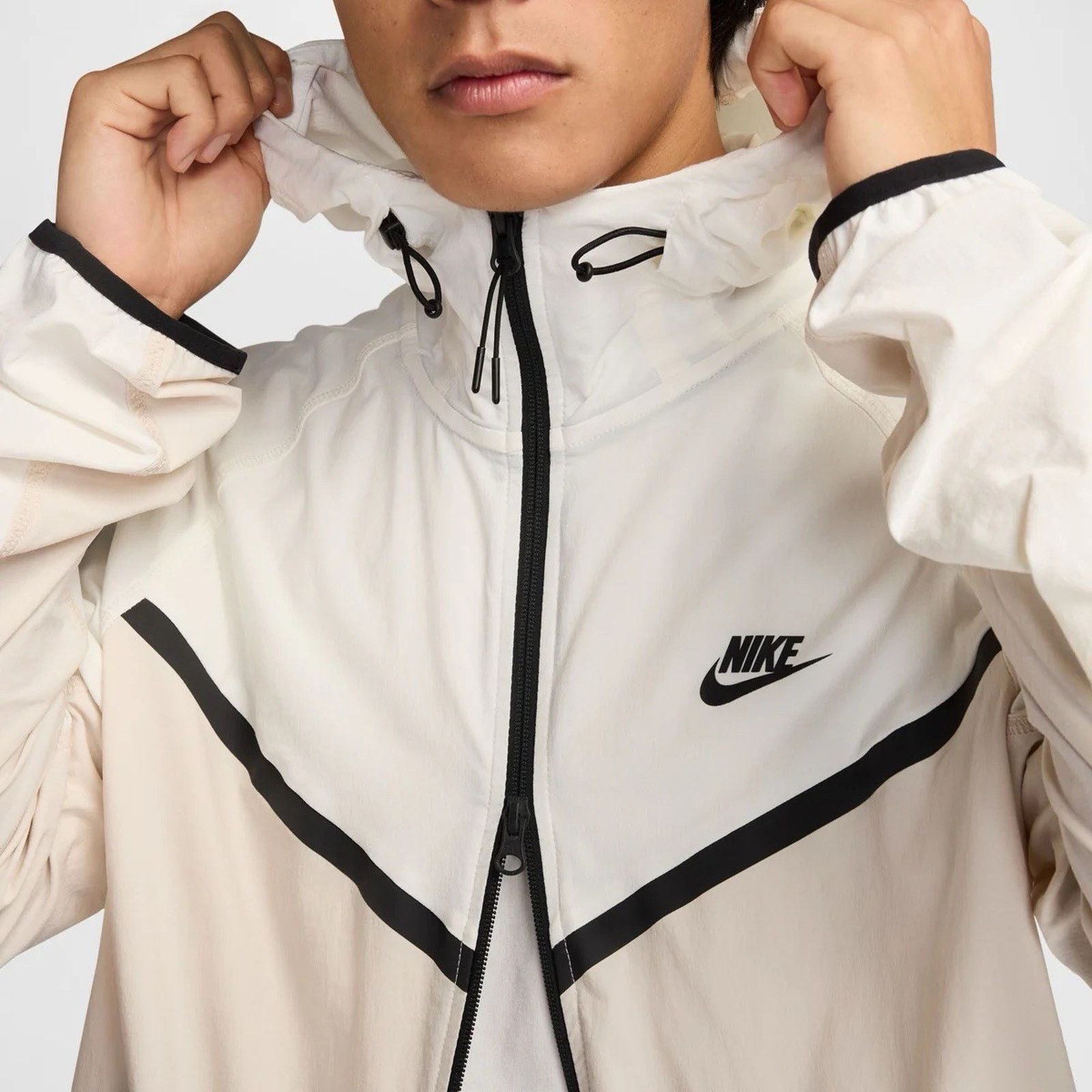 Nike Nike Tech Woven Jacket Full Zip Hooded Orewood Small NWT Size US S / EU 44-46 / 1 - 11 Thumbnail