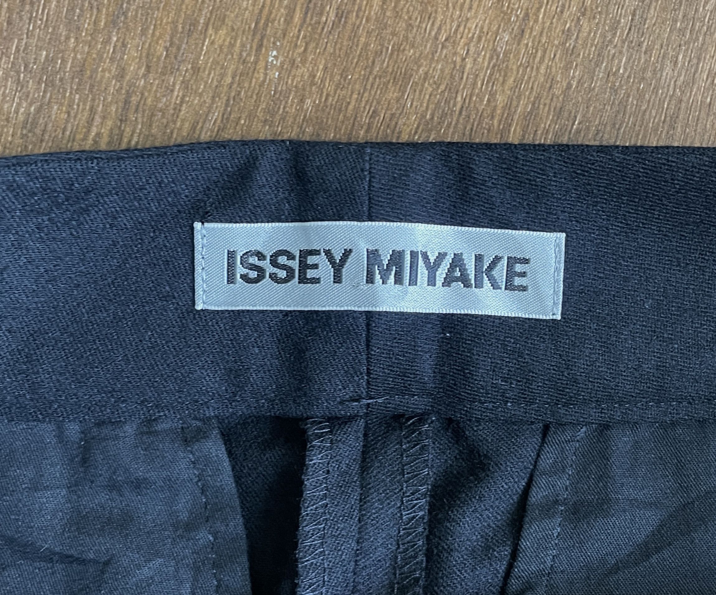 Issey Miyake ISSEY MIYAKE Size US 27 - 3 Thumbnail