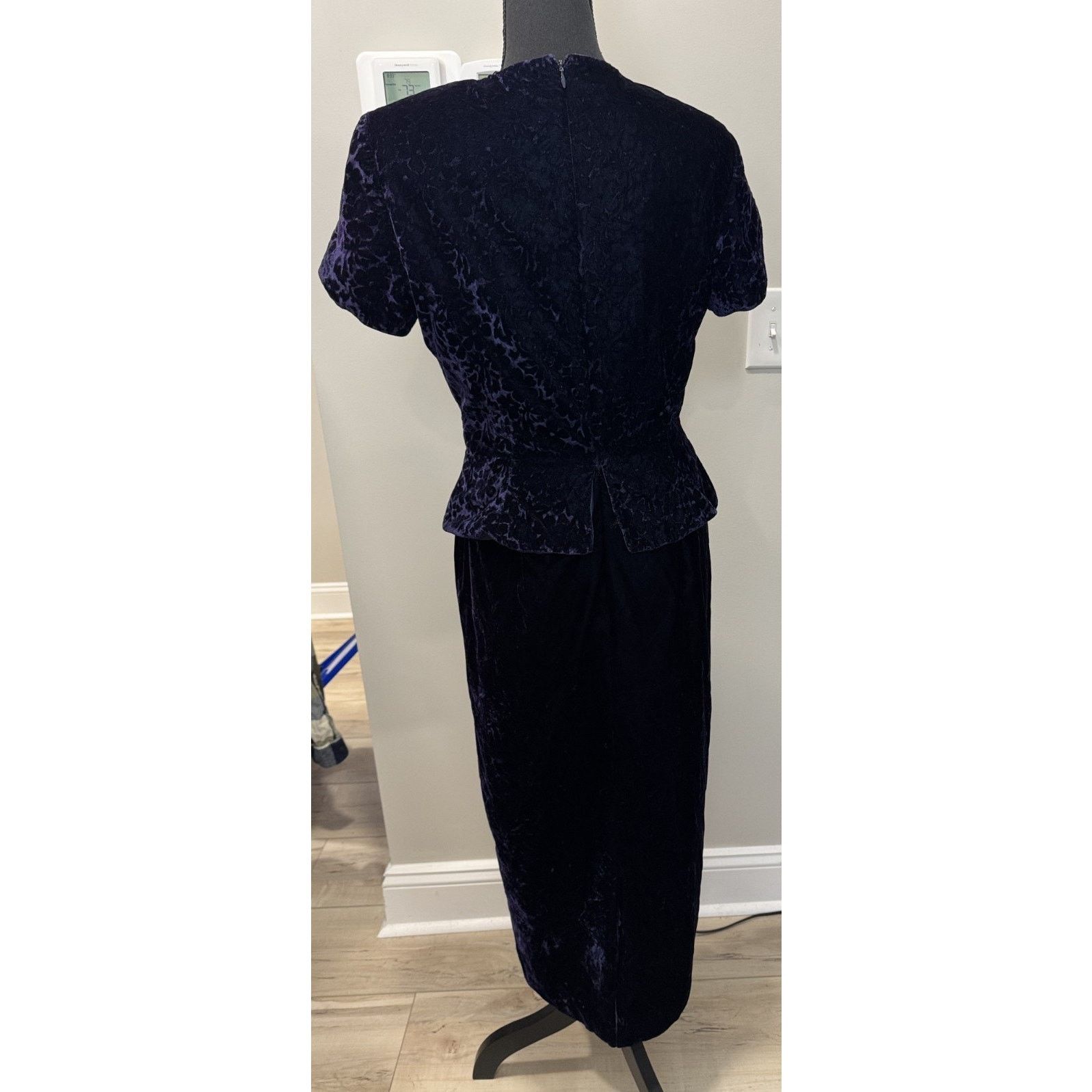 Other Vintage Talbots Dark Academia Velvet Dress Navy Gothic 8 Size M / US 6-8 / IT 42-44 - 2 Thumbnail