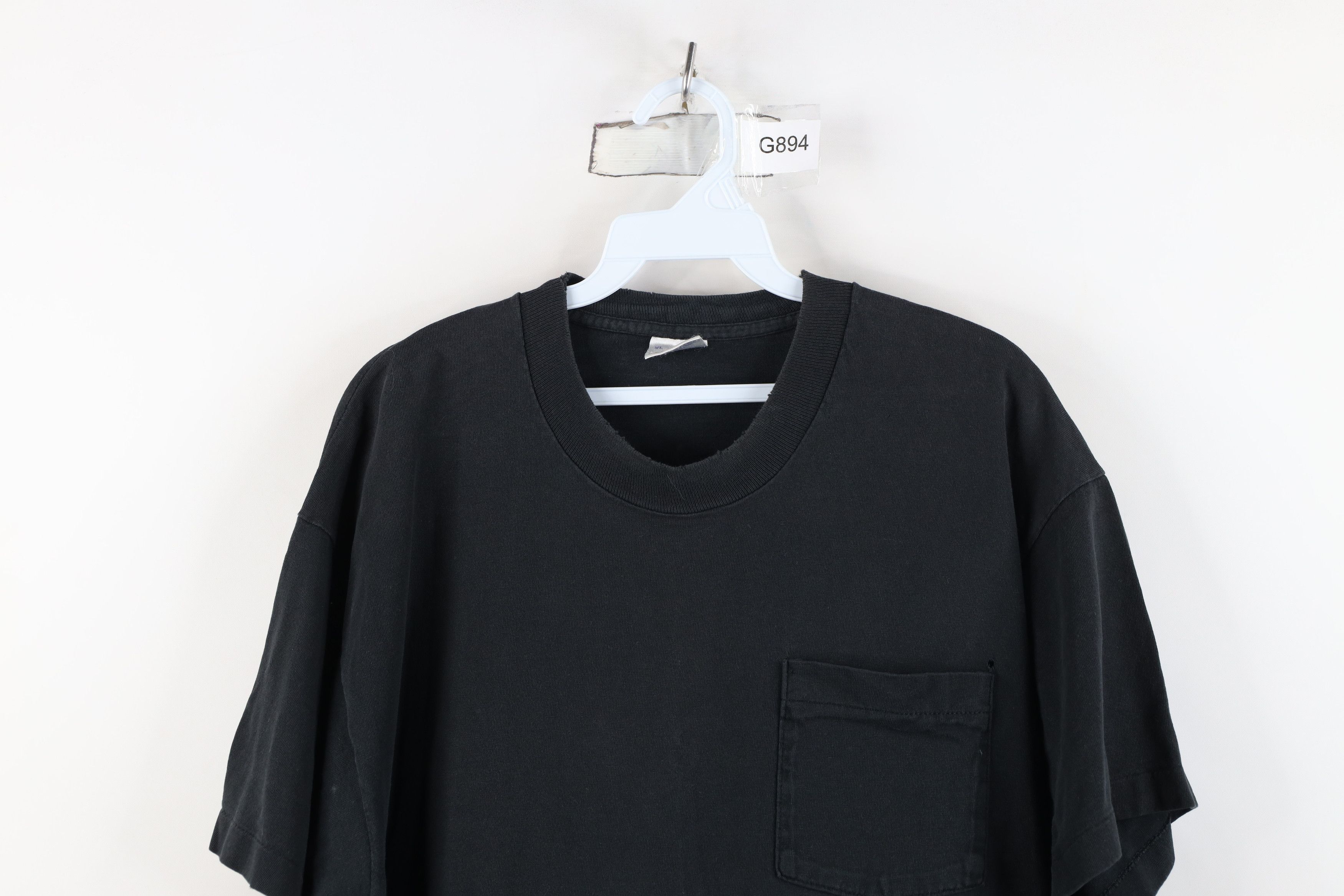 Vintage Vintage 90s Streetwear Heavy Cotton T-Shirt Black USA Size US XL / EU 56 / 4 - 2 Thumbnail