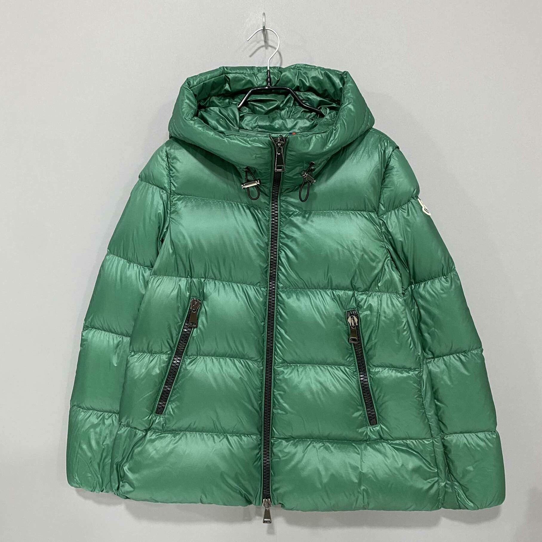 Moncler Moncler Down Green Down Jacket it_40 Women Size S / US 4 / IT 40 - 1 Thumbnail