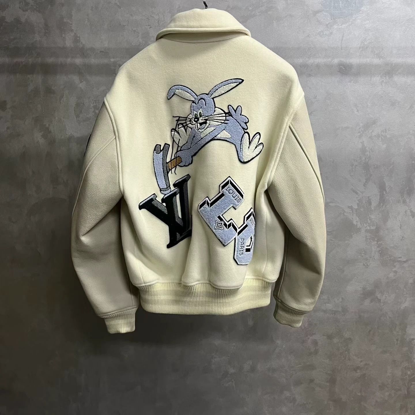 Louis Vuitton Louis Vuitton Beige Color Block Cartoon Jacket Size US M / EU 48-50 / 2 - 5 Thumbnail