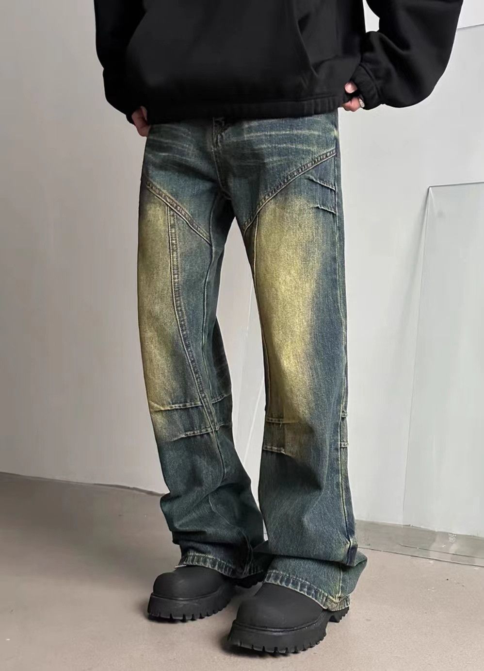 Vintage loose washed pleated bootcut jeans