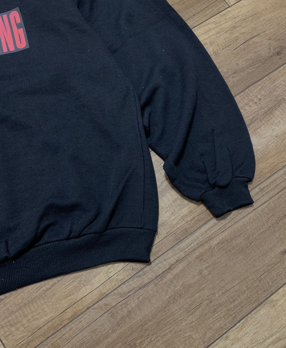 Nike Vintage Nike Cross Training Big logo Sweatshirt Size US XL / EU 56 / 4 - 7 Thumbnail