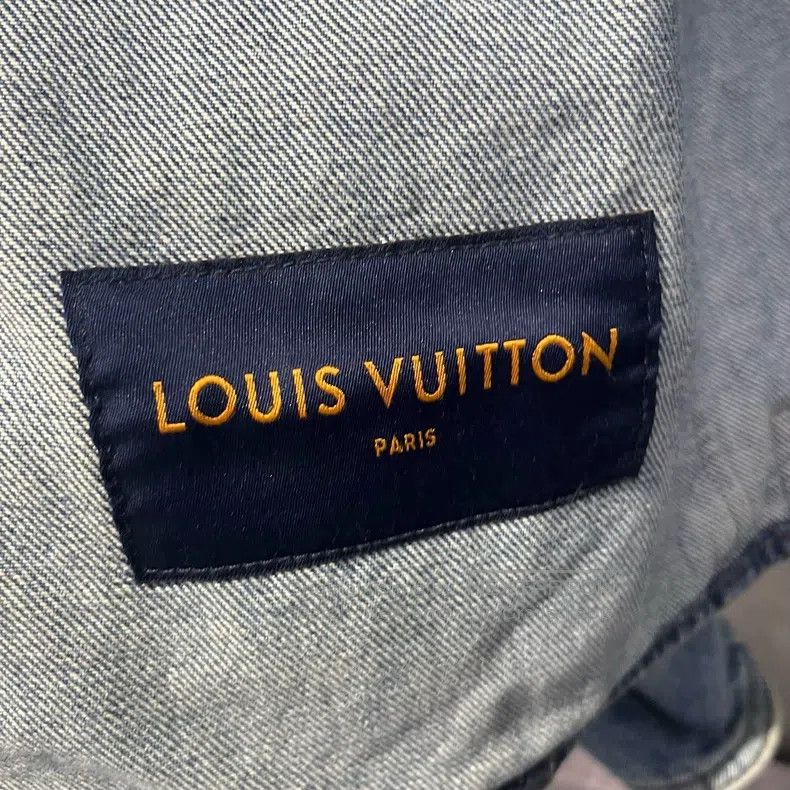 Louis Vuitton Louis Vuitton Blue gradient full-print single-breasted lon Size US L / EU 52-54 / 3 - 4 Thumbnail