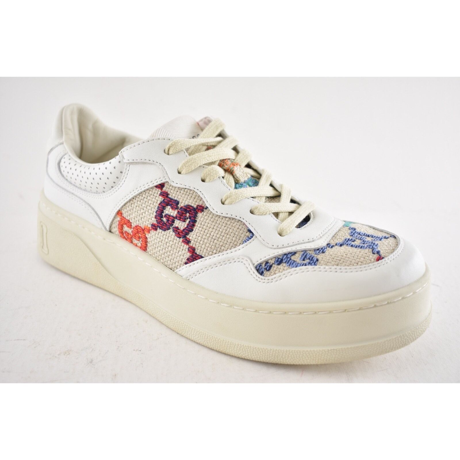 Gucci Gucci GG Logo White Platform Low Top Lace Up Tie Sneaker 40 Size US 10 / IT 40 - 5 Thumbnail
