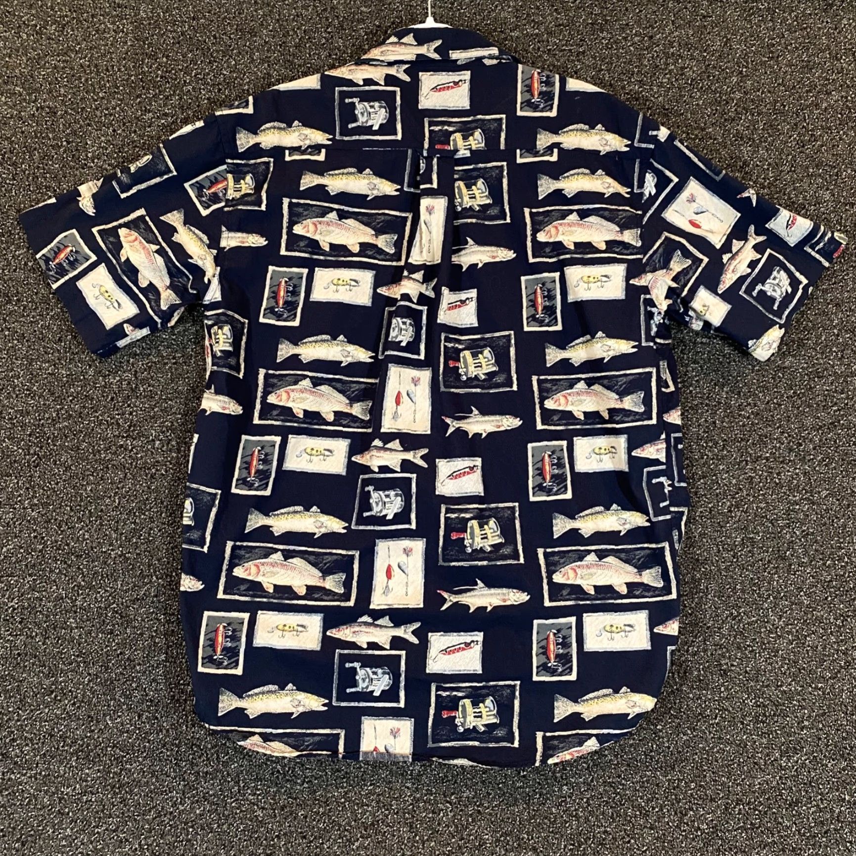 Vintage Reel Legends Shirt Mens Medium Blue Fish Button Up Fishing S/S Performance Size US M / EU 48-50 / 2 - 7 Thumbnail