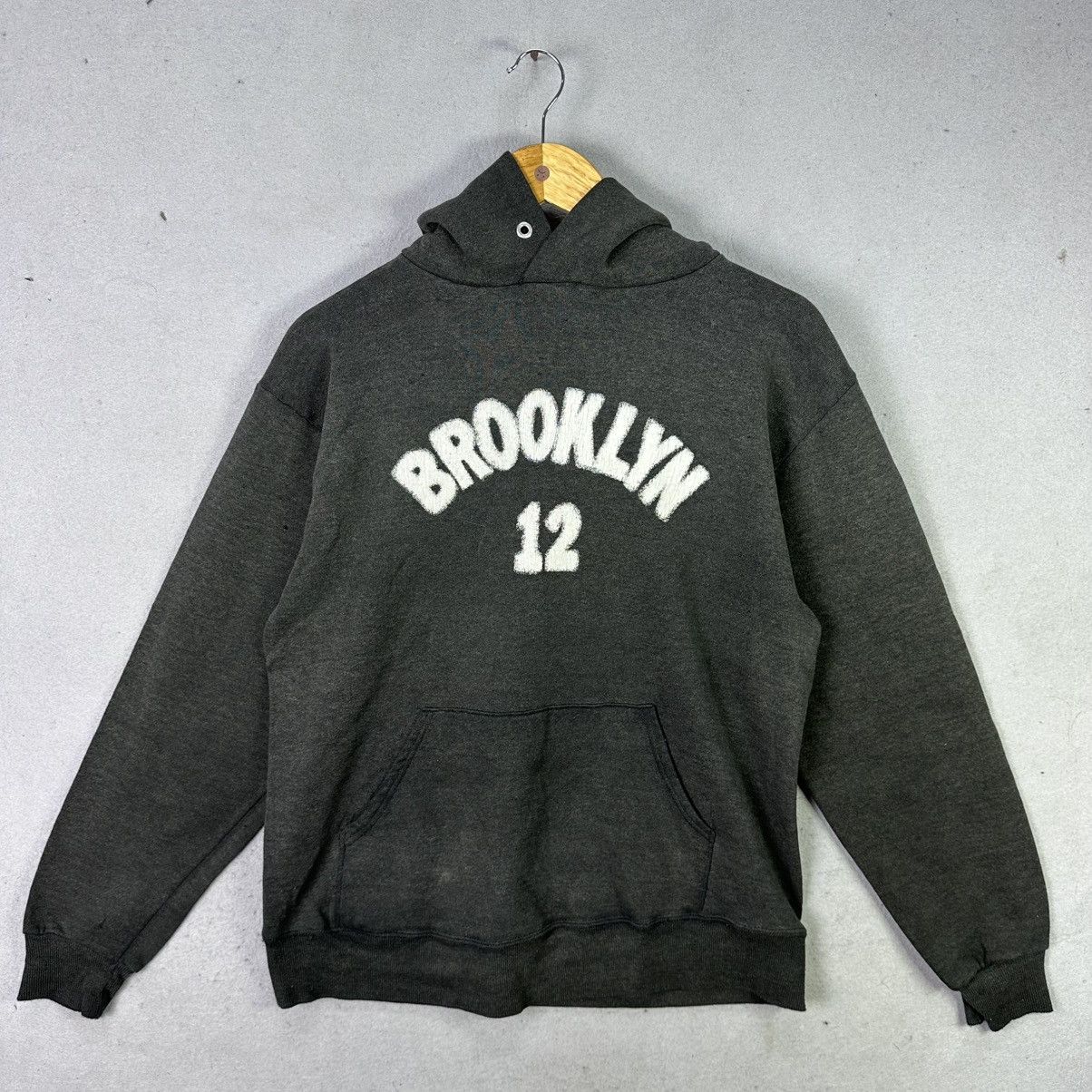Vintage Vintage Brooklyn 12 Hoodie Jerzees Made in USA Size US M / EU 48-50 / 2 - 1 Thumbnail