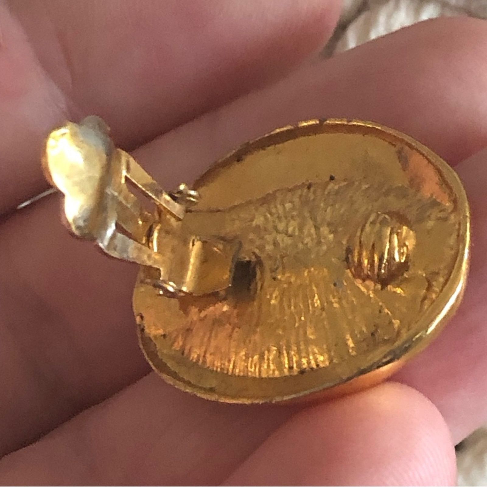 Vintage Vintage 70s oval gold plated clip on earrings Size ONE SIZE - 7 Thumbnail