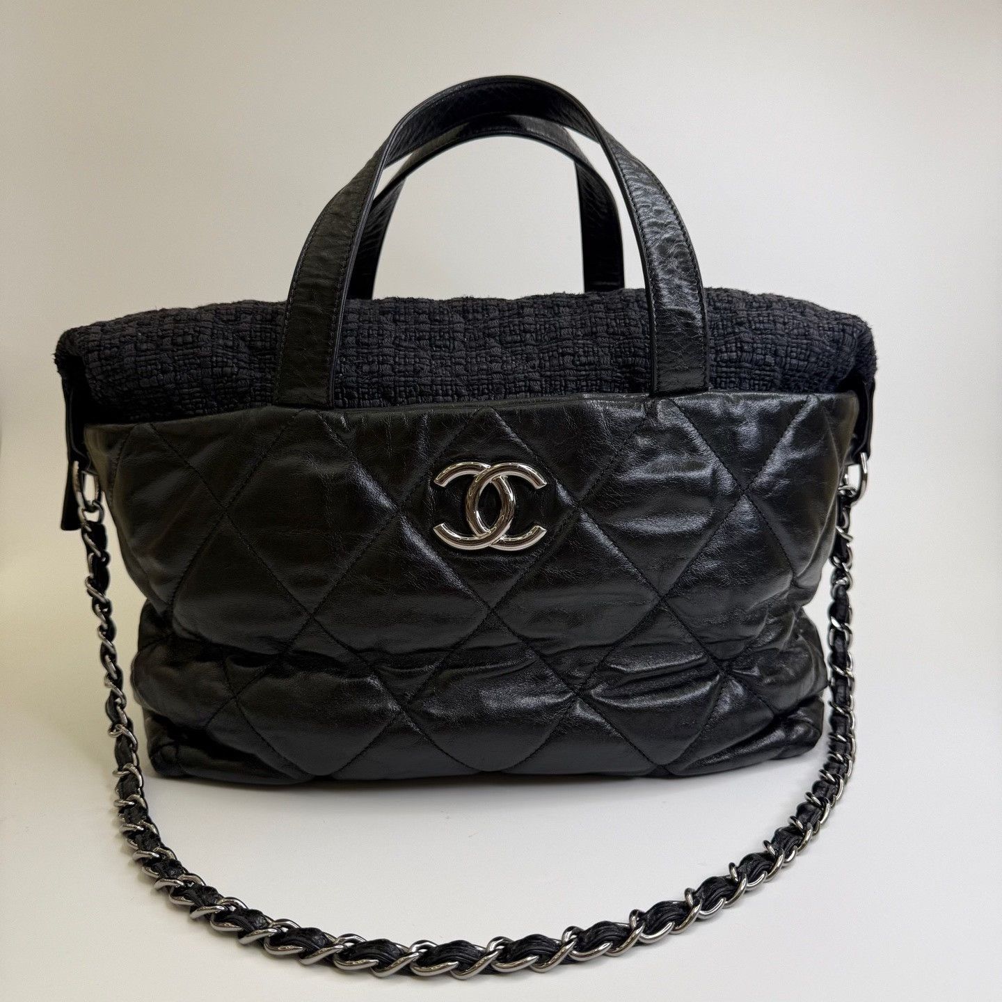 Chanel Pre-loved Bag Very good condition Size ONE SIZE - 1 Thumbnail