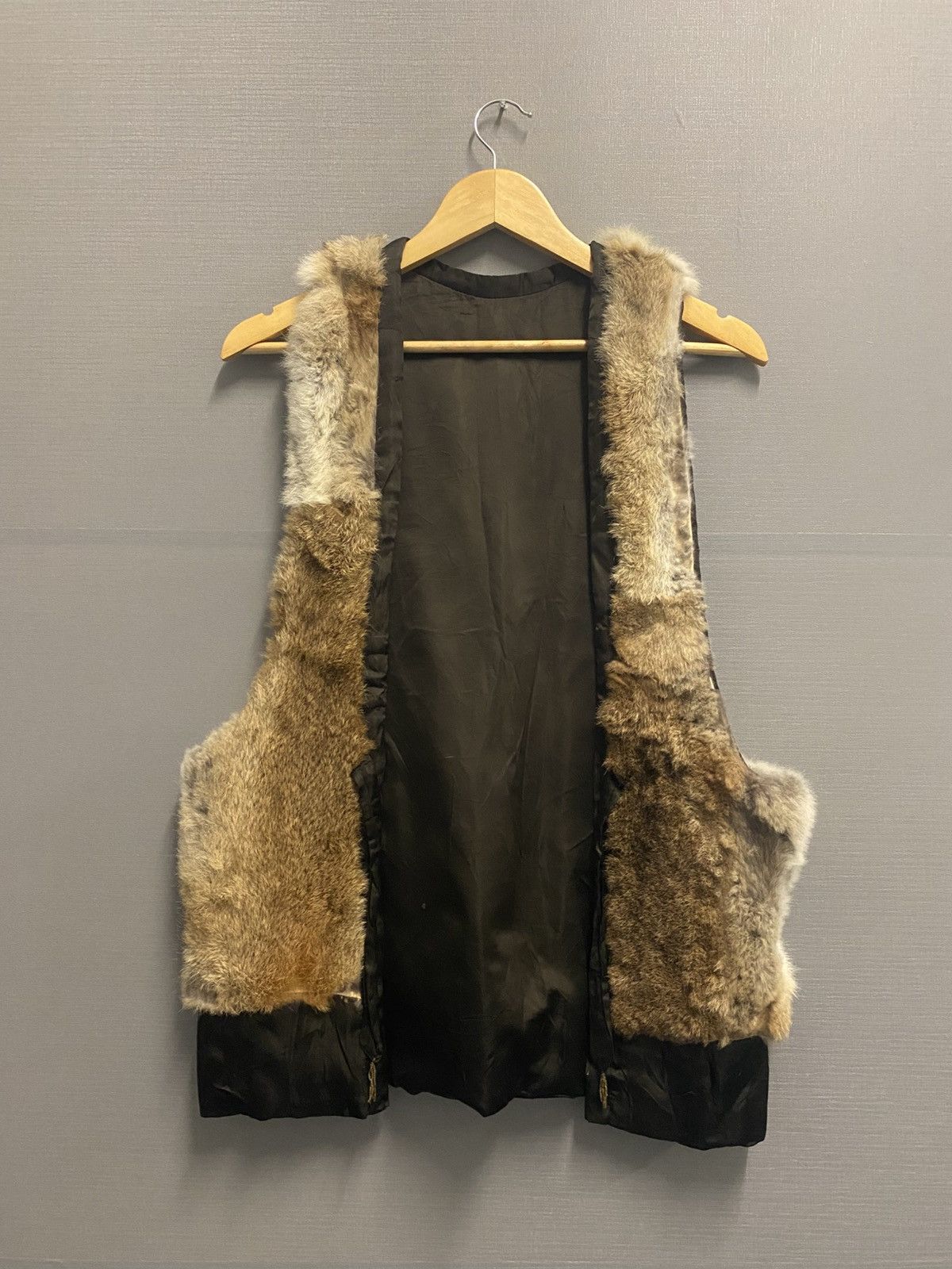 Japanese Brand Vintage Matsuzakaya Real Fur Vest Size US S / EU 44-46 / 1 - 1 Thumbnail