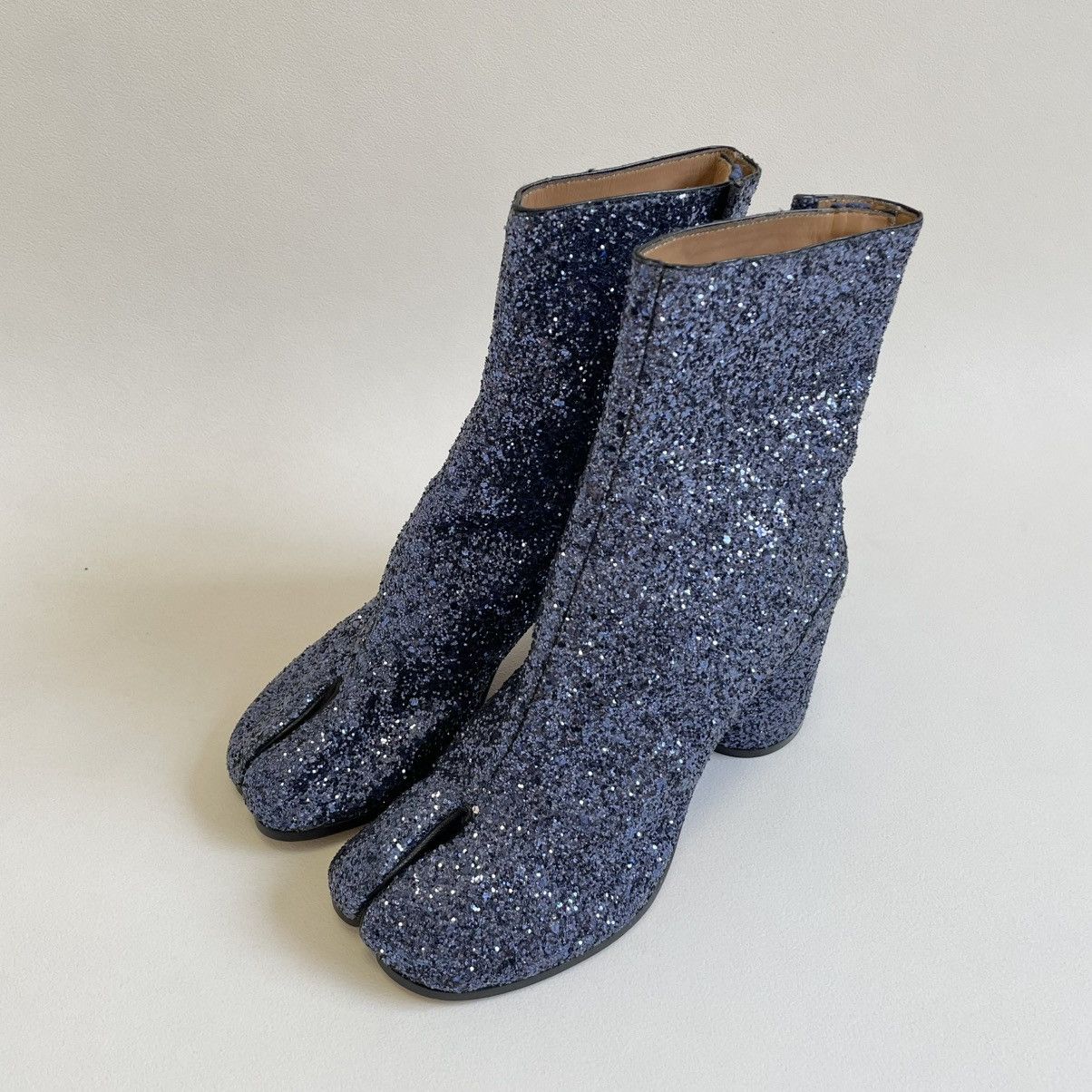 Maison Margiela Metallic Blue Glitter Tabi Boots Size US 6 / IT 36 - 2 Thumbnail