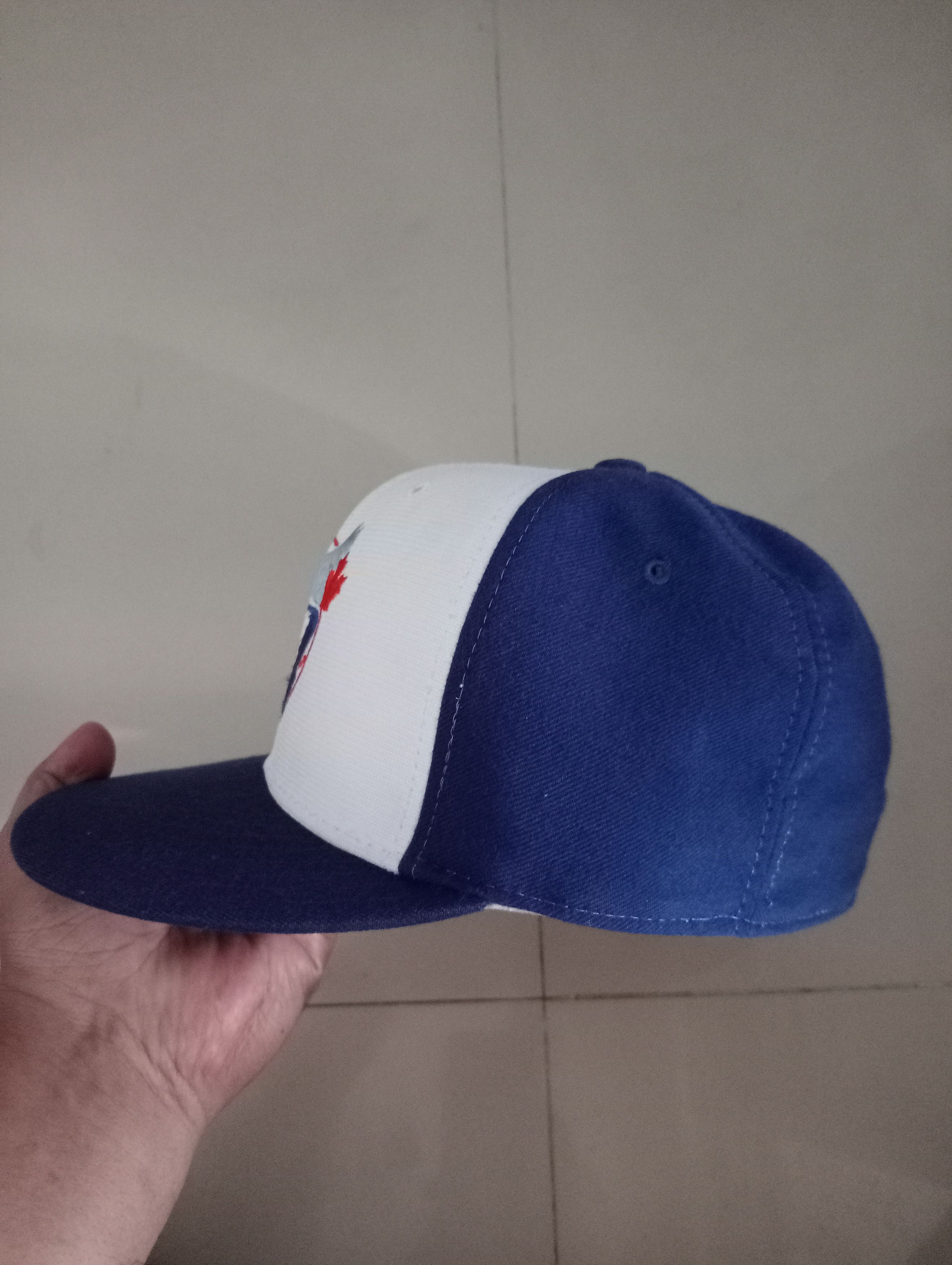 New Era Vintage New era Pro model Blue Jays size 7 3/8 Size ONE SIZE - 3 Thumbnail