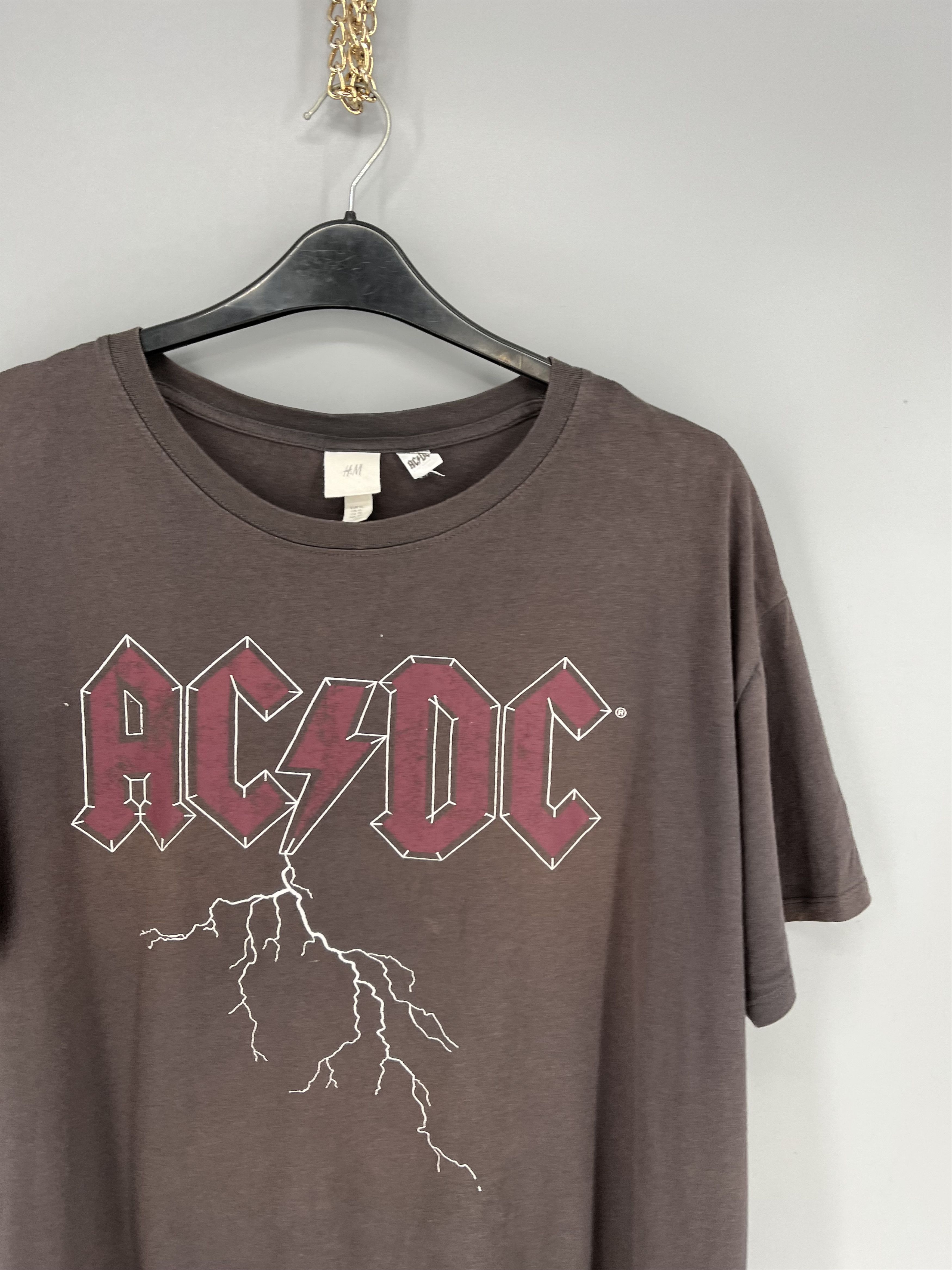 AC/DC Vintage Y2k T Shirt Ac/Dc Tee Big Logo Band Rock Tee Size XL / US 12-14 / IT 48-50 - 5 Thumbnail