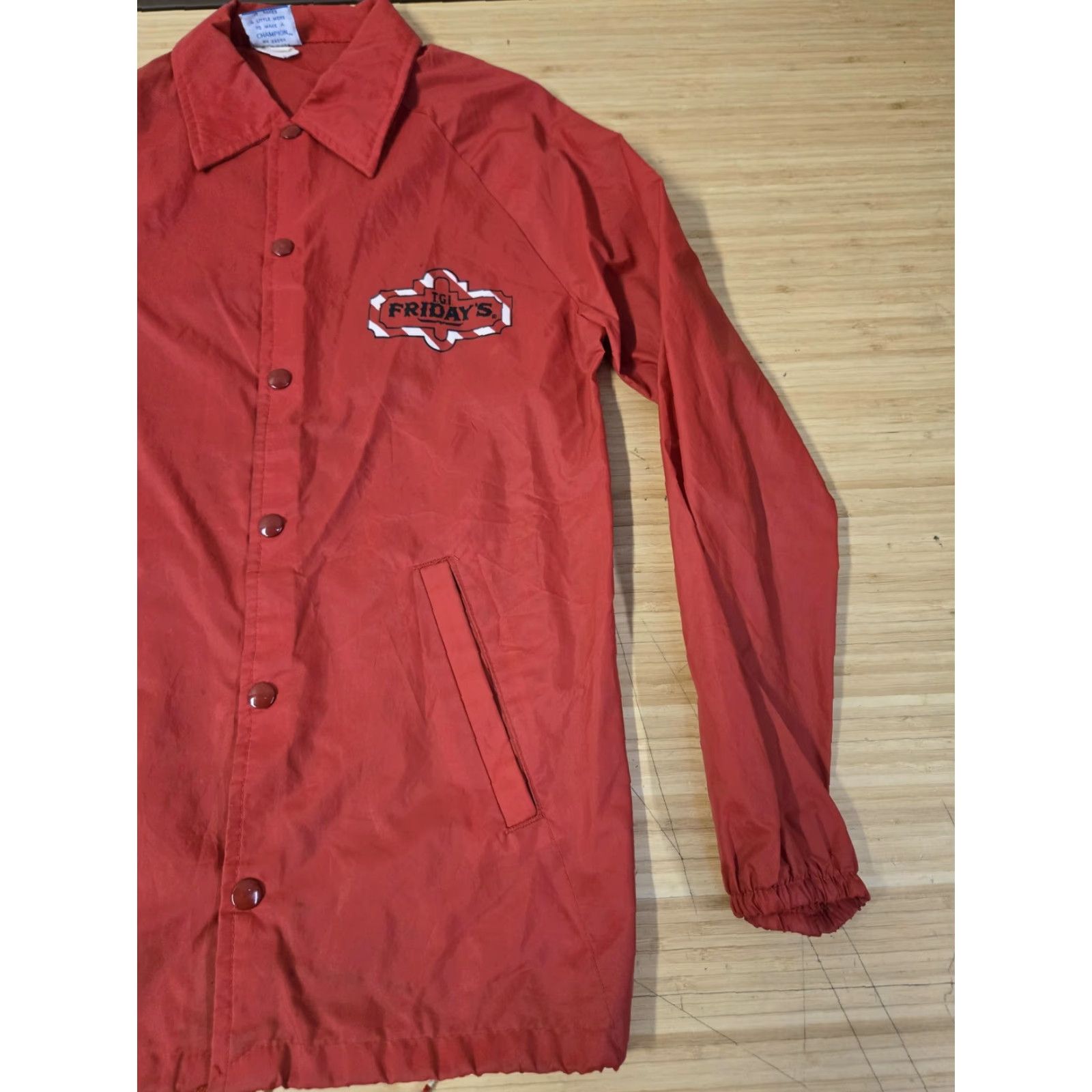 Champion VINTAGE Champion Nylon Windbreaker Jacket Mens XS Red TGI Fridays 80s USA Logo Size US XS / EU 42 / 0 - 2 Thumbnail