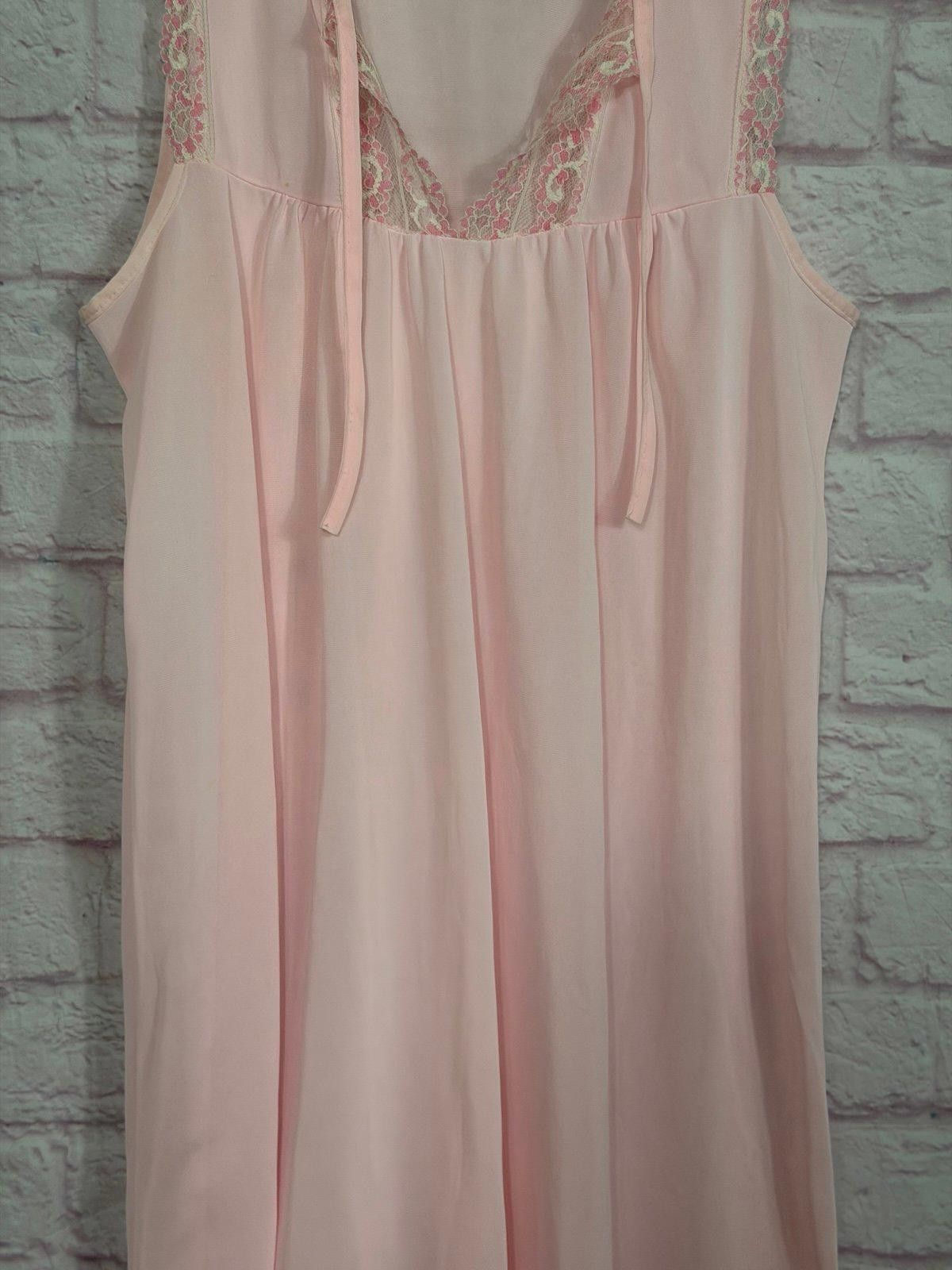 Other Vintage Radcliffe Pink Lace Trim Medium Nightgown Size ONE SIZE - 3 Thumbnail