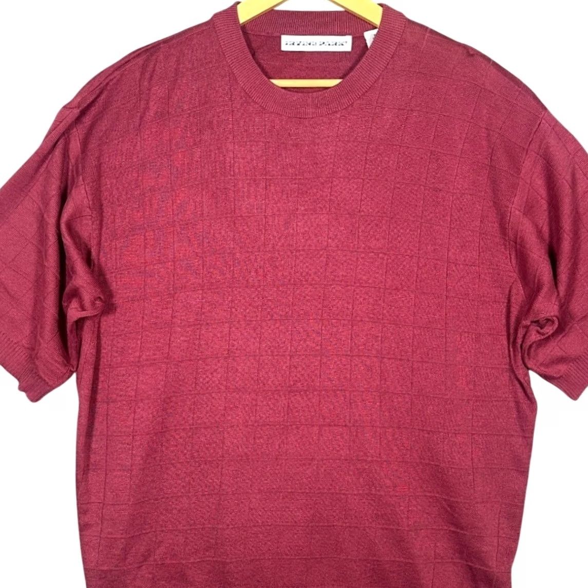 Vintage Irvine Park Mens Burgundy Textured Grid Knit Short Sleeve Sweater XLG Size US XL / EU 56 / 4 - 5 Thumbnail