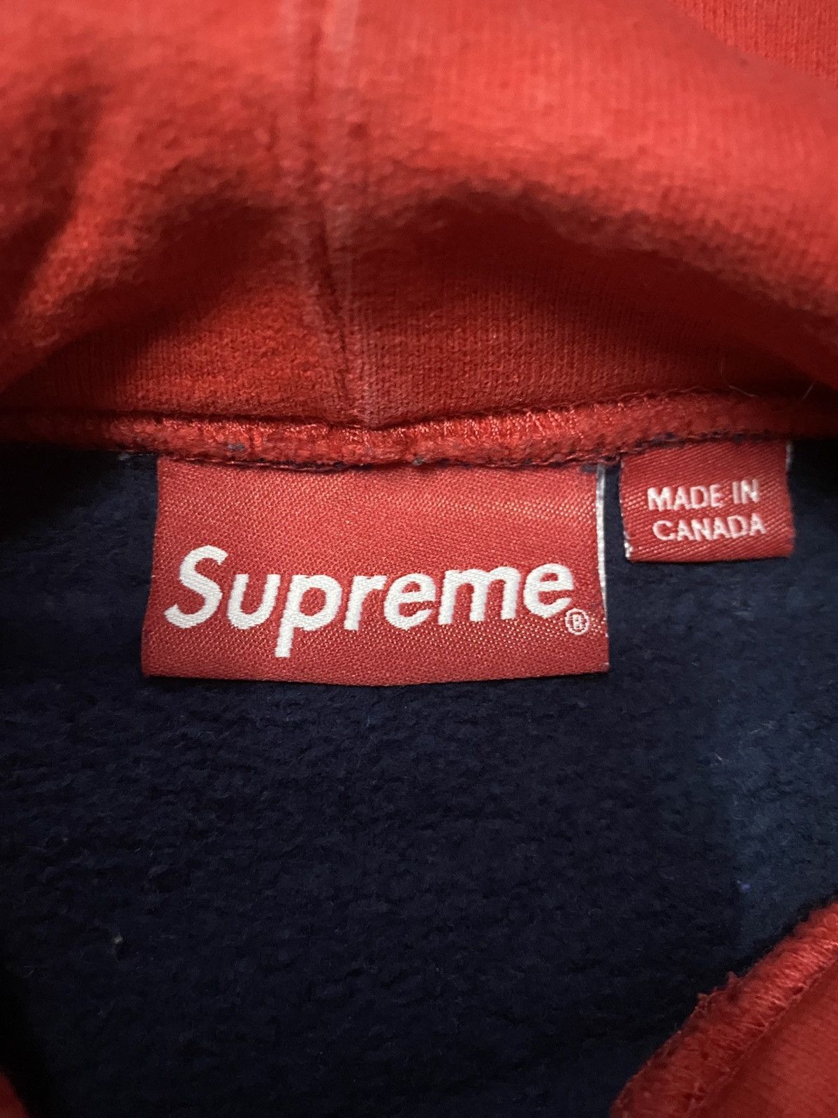 Supreme Supreme Classic Logo Two Tone Hoodie Navy Men’s FW15 Size US M / EU 48-50 / 2 - 4 Thumbnail