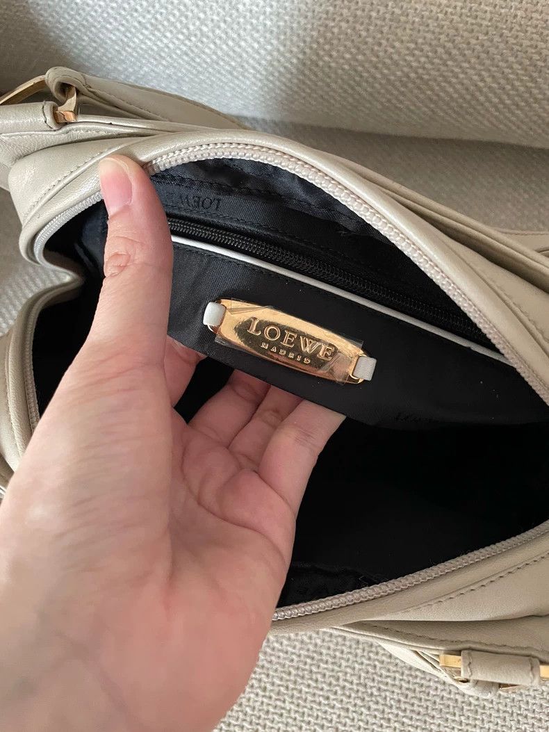 Loewe loewe Lambskin tote bag 2503-Nextarrow Size ONE SIZE - 7 Thumbnail