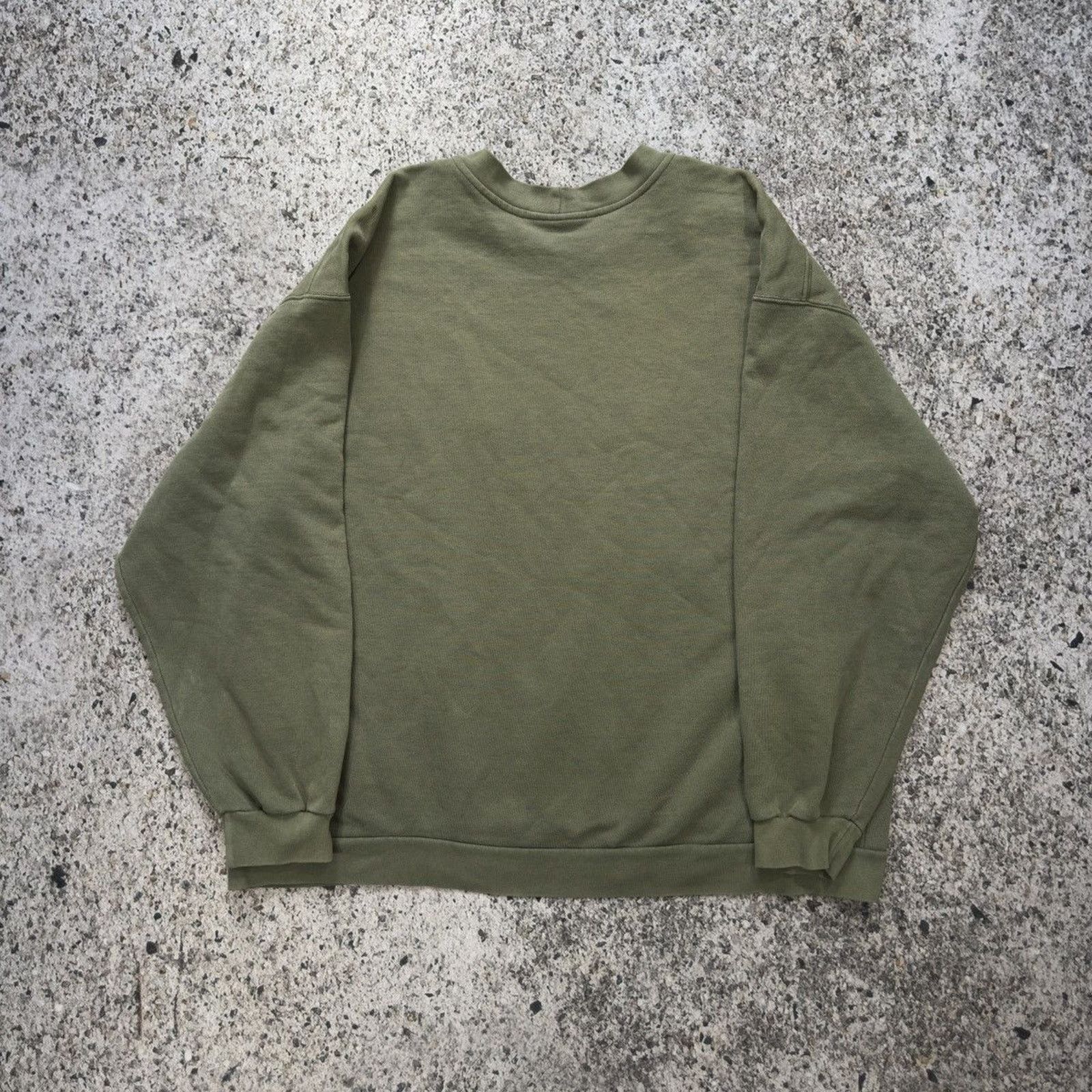 Nike Thrashed Faded 90s Nike Green Logo Sweatshirt ERD Grunge Size US XL / EU 56 / 4 - 11 Thumbnail