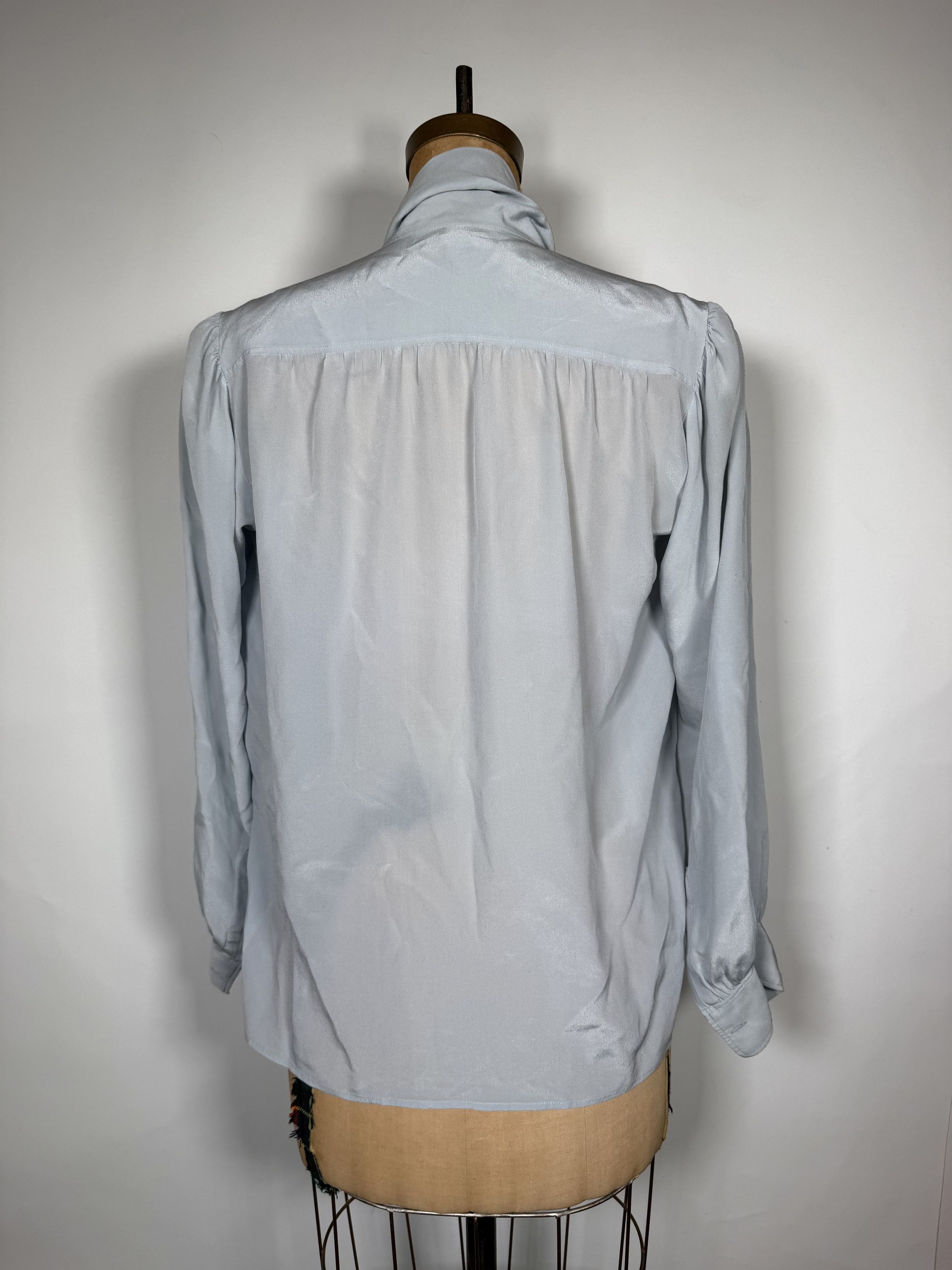 Yves Saint Laurent Rare Vintage 1970s Yves Saint Laurent Pussy Bow Scarf Blouse Size M / US 6-8 / IT 42-44 - 2 Thumbnail
