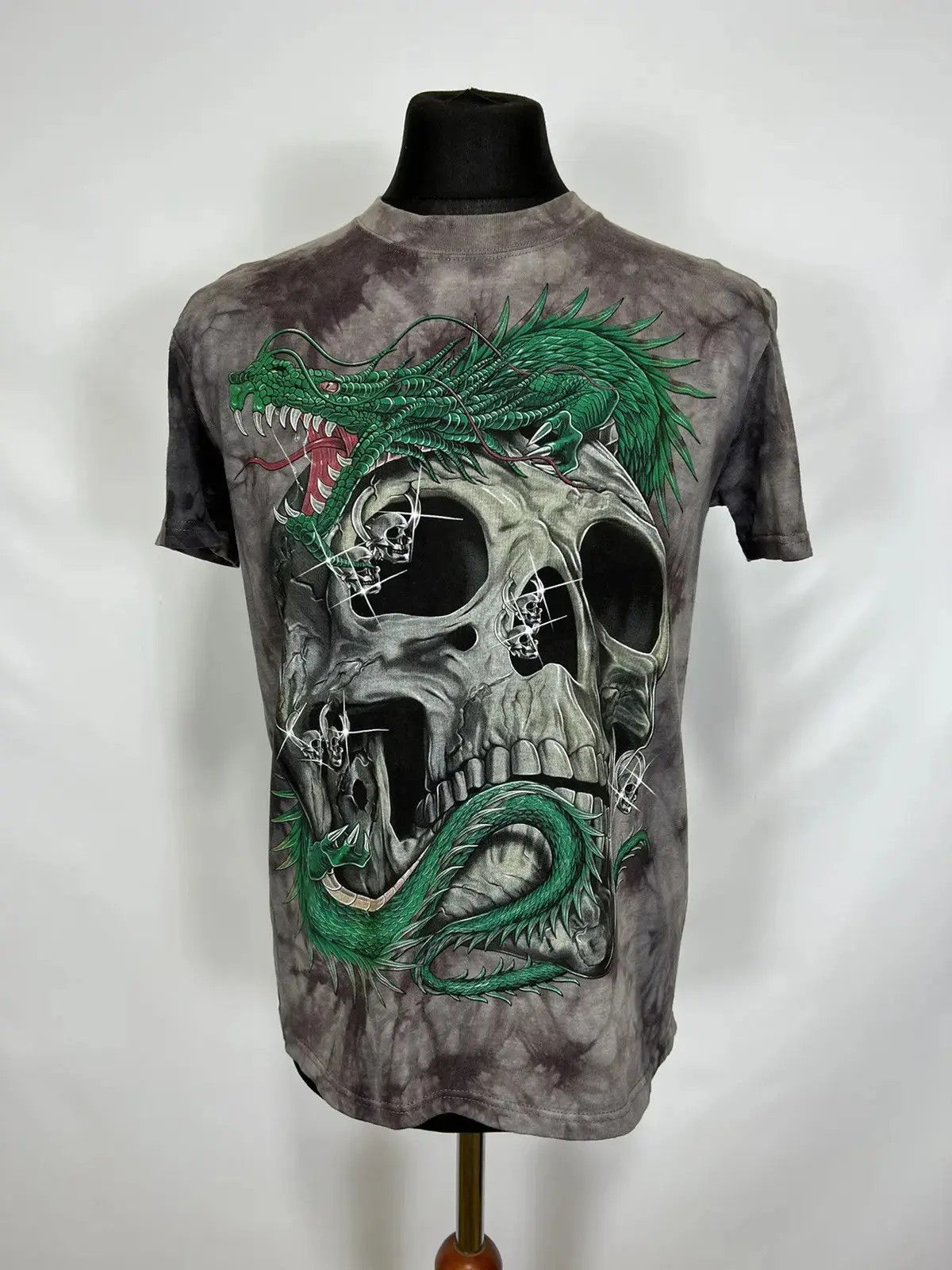 Vintage Vintage dragon art t shirt Size US M / EU 48-50 / 2 - 1 Thumbnail