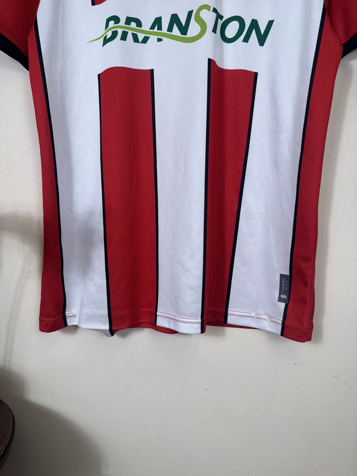 Errea Lincoln City Jersey Home Soccer football 2022-23 Errea L Size US L / EU 52-54 / 3 - 8 Thumbnail
