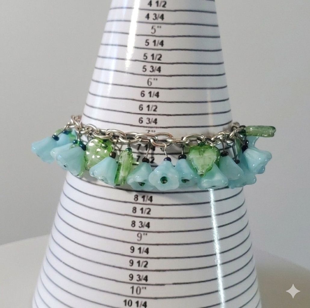 Handmade Charm 7" Bracelet Handmade Aqua Teal Green Flower Leaf Czech Size ONE SIZE - 9 Thumbnail
