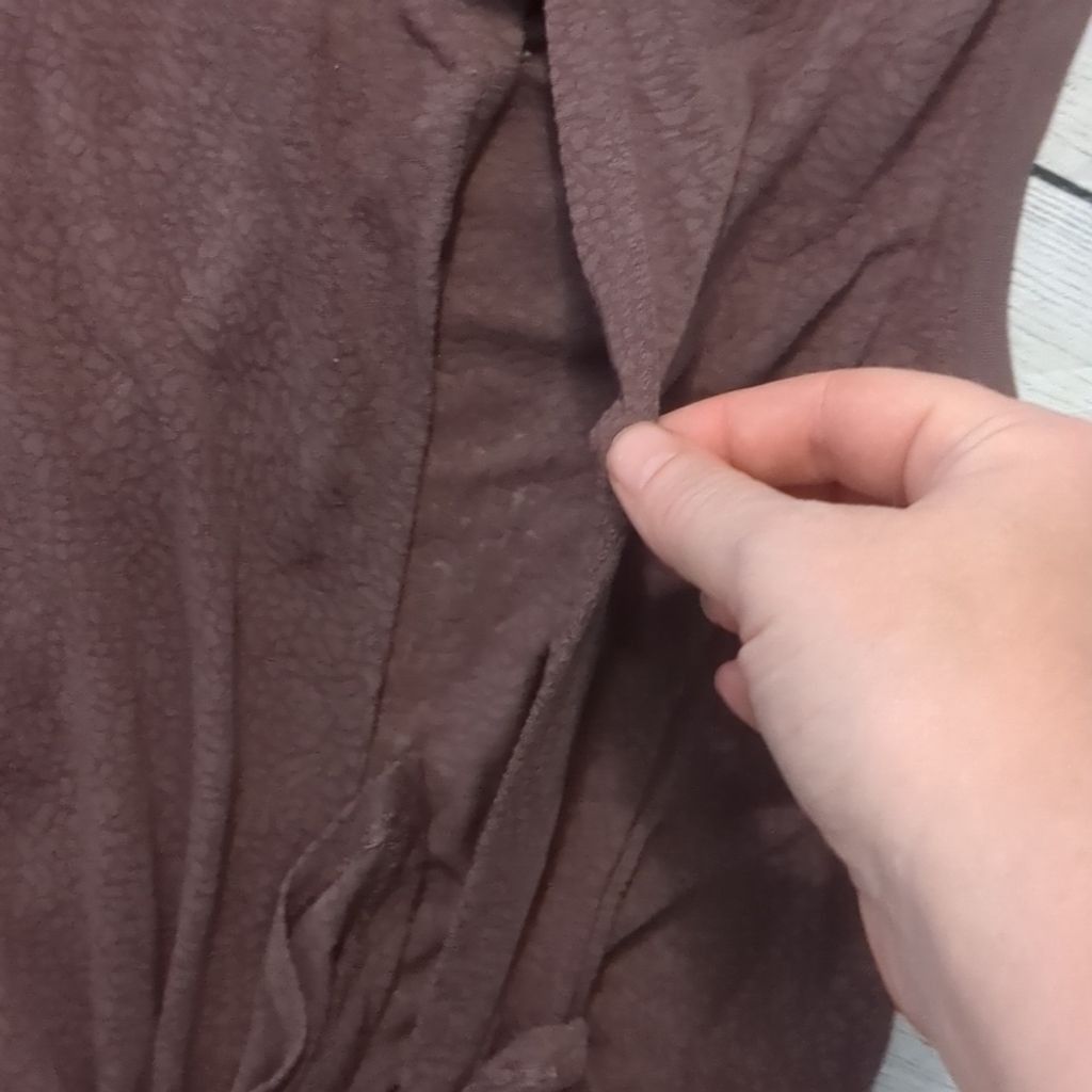 Lululemon Lululemon purple all tied up tank size 4? Size S / US 4 / IT 40 - 4 Thumbnail
