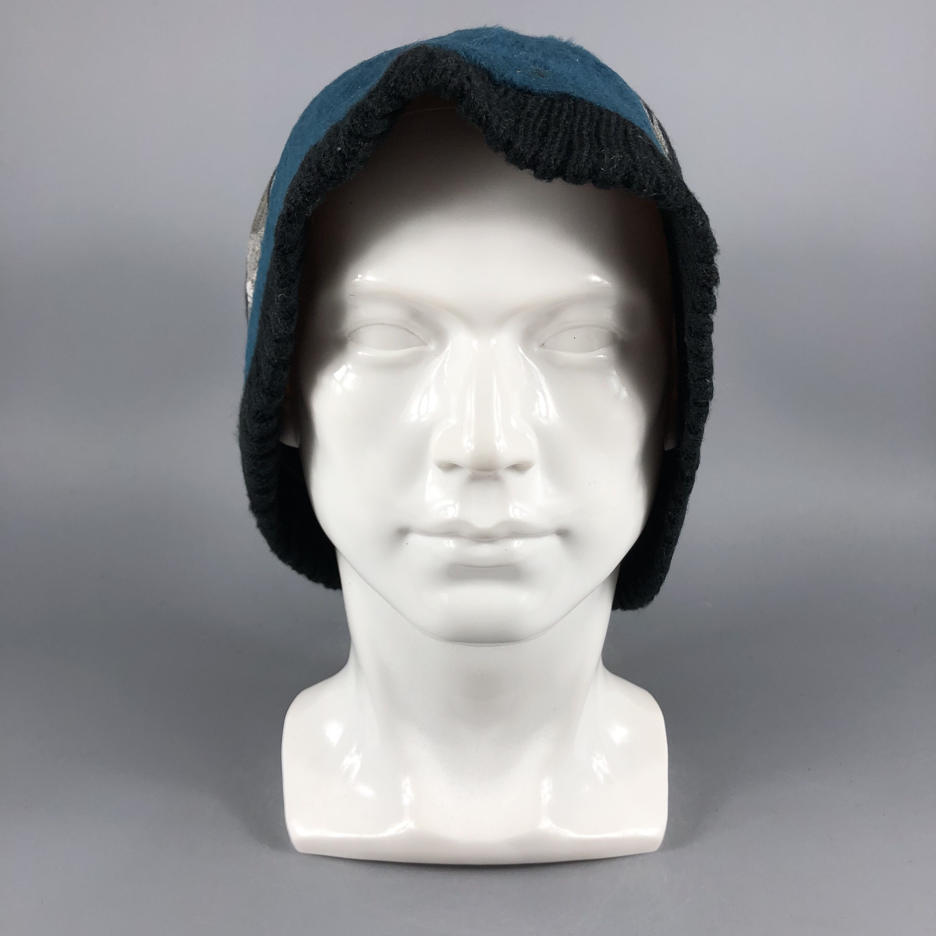 image of Vintage Womens Grace Hats Beanie Snow Hat Snow Cap -D980