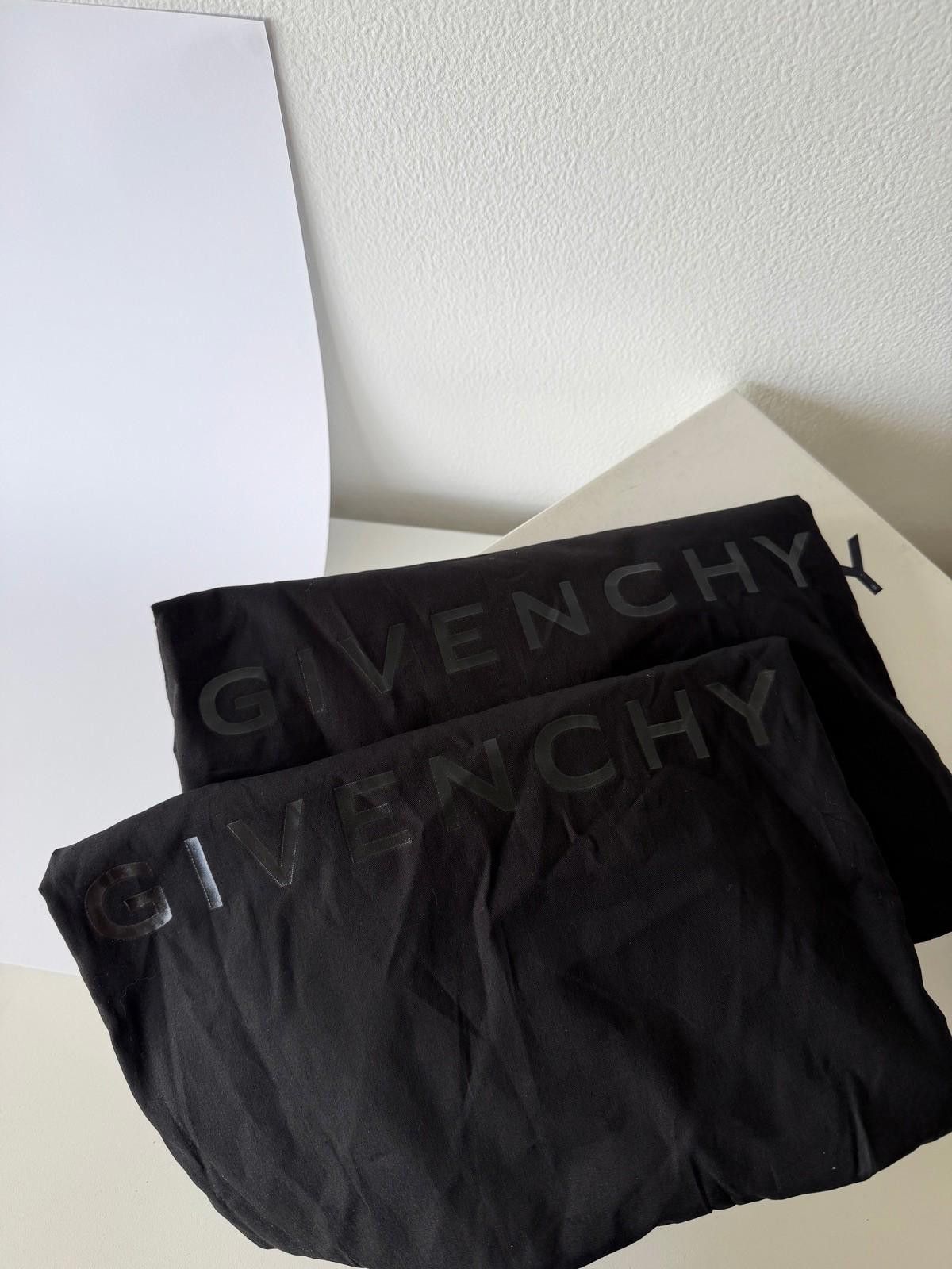 Givenchy new Givenchy womens TK 360 plus sneaker shoes black 38 5 8 Size US 8 / IT 38 - 8 Thumbnail