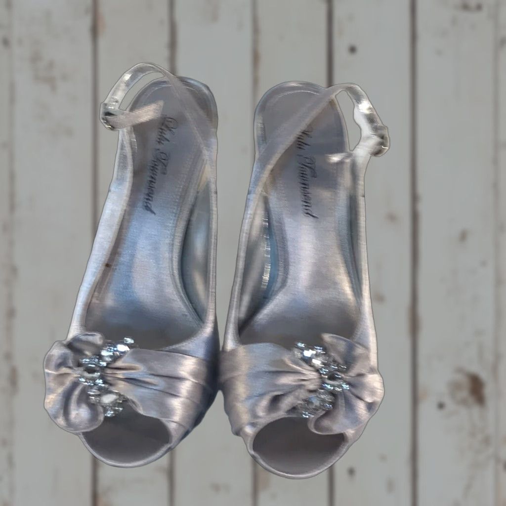 Vintage Lulu Townsend Silver Heel Pumps Womens Size 8M Slingback Rhinestone Bow Party Wedding Size US 8 / IT 38 - 1 Thumbnail
