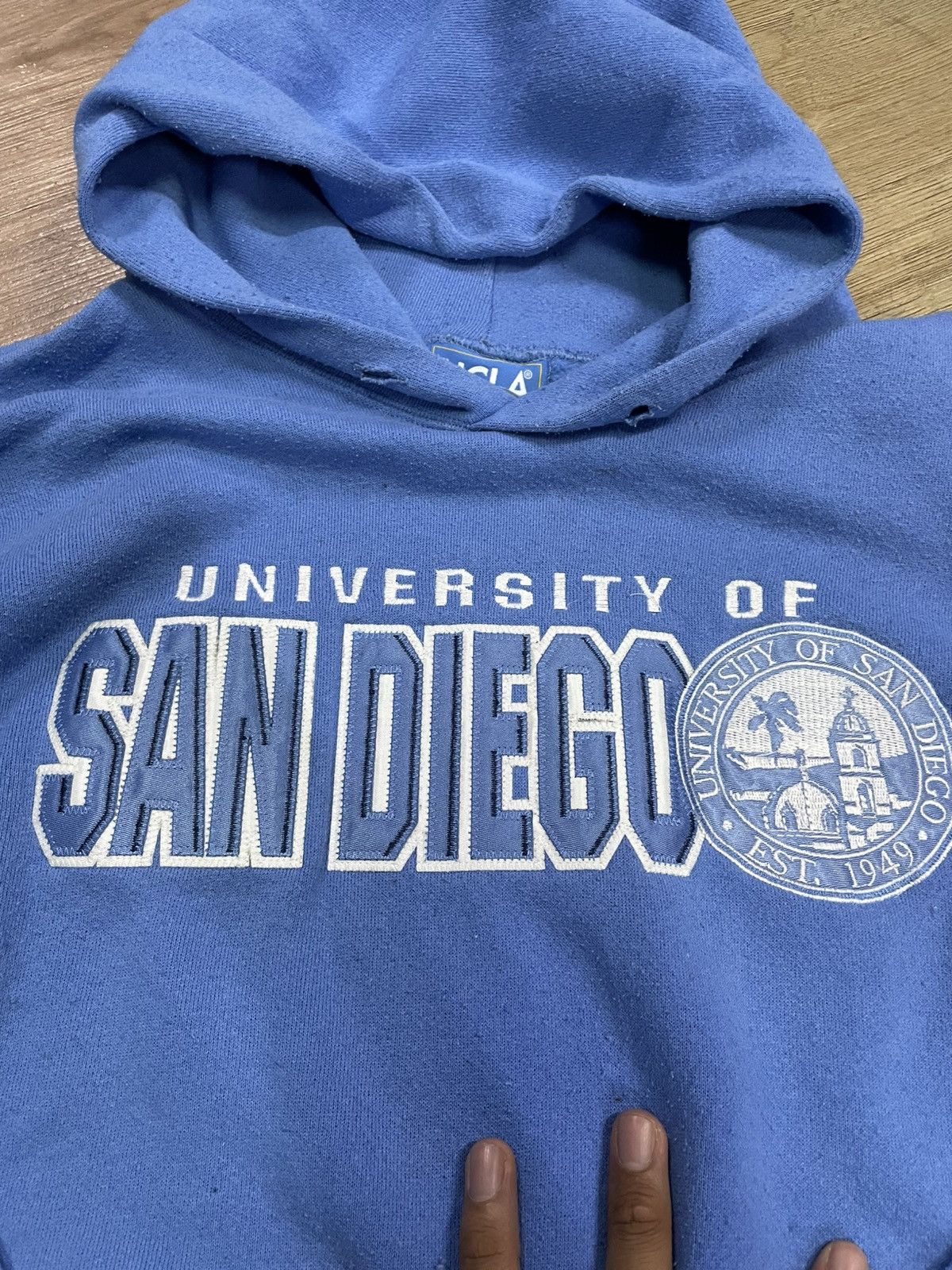 Vintage University of San Diego hoodie tag ucla Size US L / EU 52-54 / 3 - 4 Thumbnail