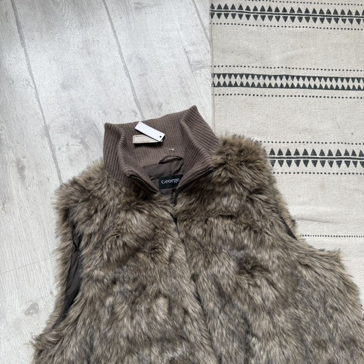 Beauty Beast Japanese Vintage 2000s Faux Fur Vest Avant-garde Size XL / US 12-14 / IT 48-50 - 2 Thumbnail