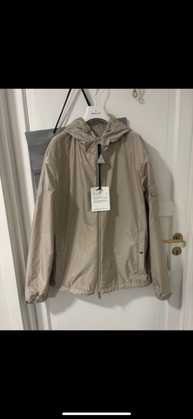 Moncler Moncler windbreaker Size US L / EU 52-54 / 3 - 1 Thumbnail