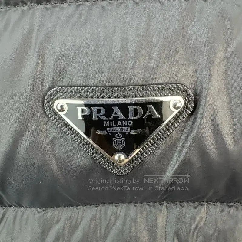 Prada Prada Black Men's Down Vest M Size. Size US M / EU 48-50 / 2 - 4 Thumbnail