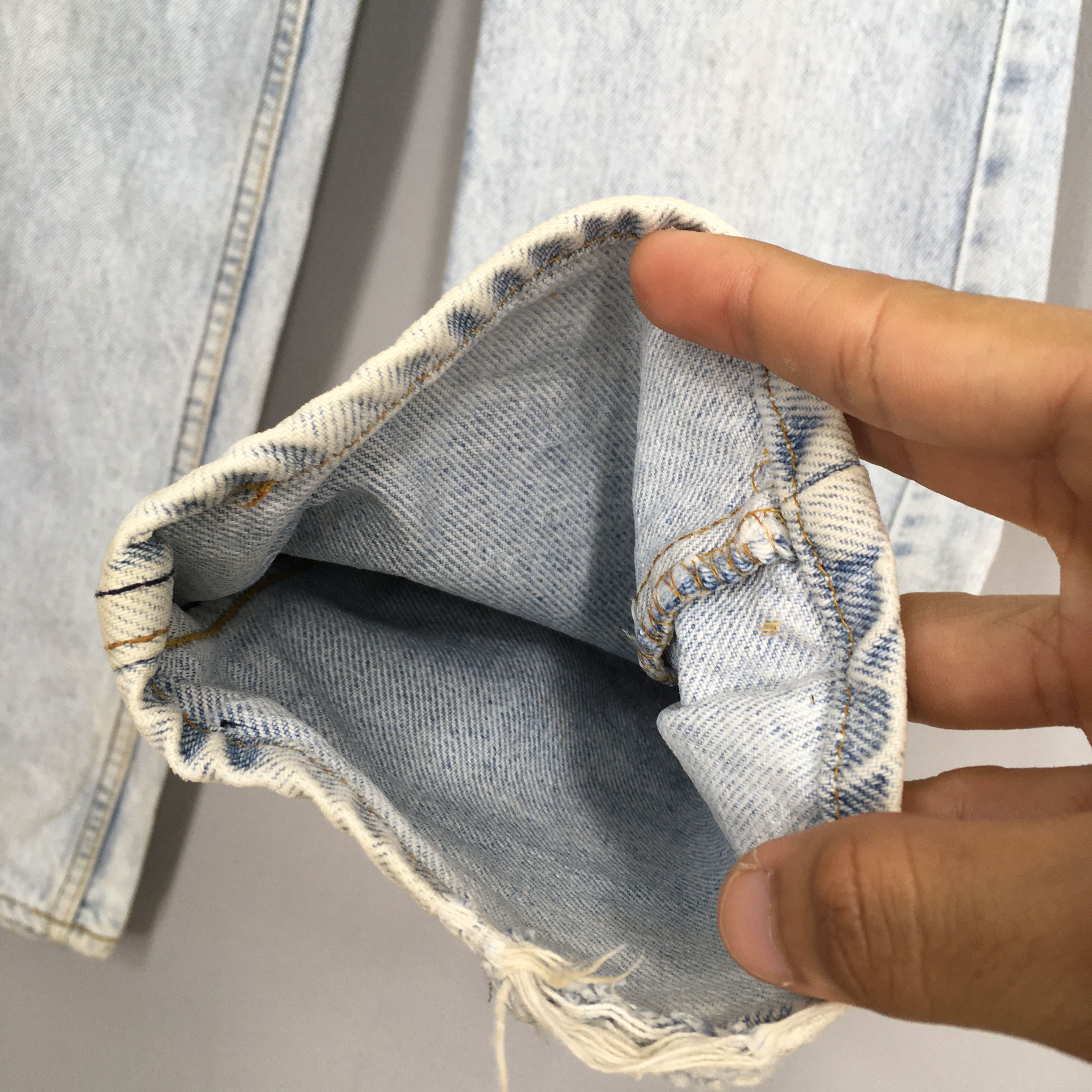 Levi's Size 29x32 Vintage Levi's 505 Pale Blue Slim Fit Jeans S178 Size US 29 - 8 Thumbnail