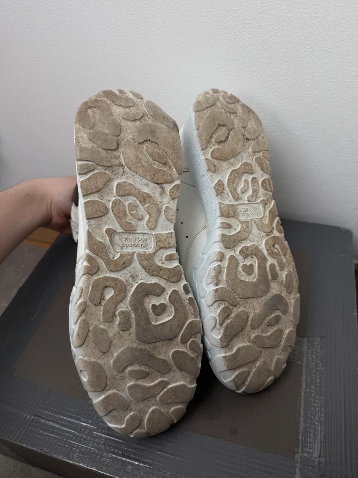 Alexander McQueen Alexander McQueen shoes sneakers luxury old money Size US 7 / EU 40 - 9 Thumbnail