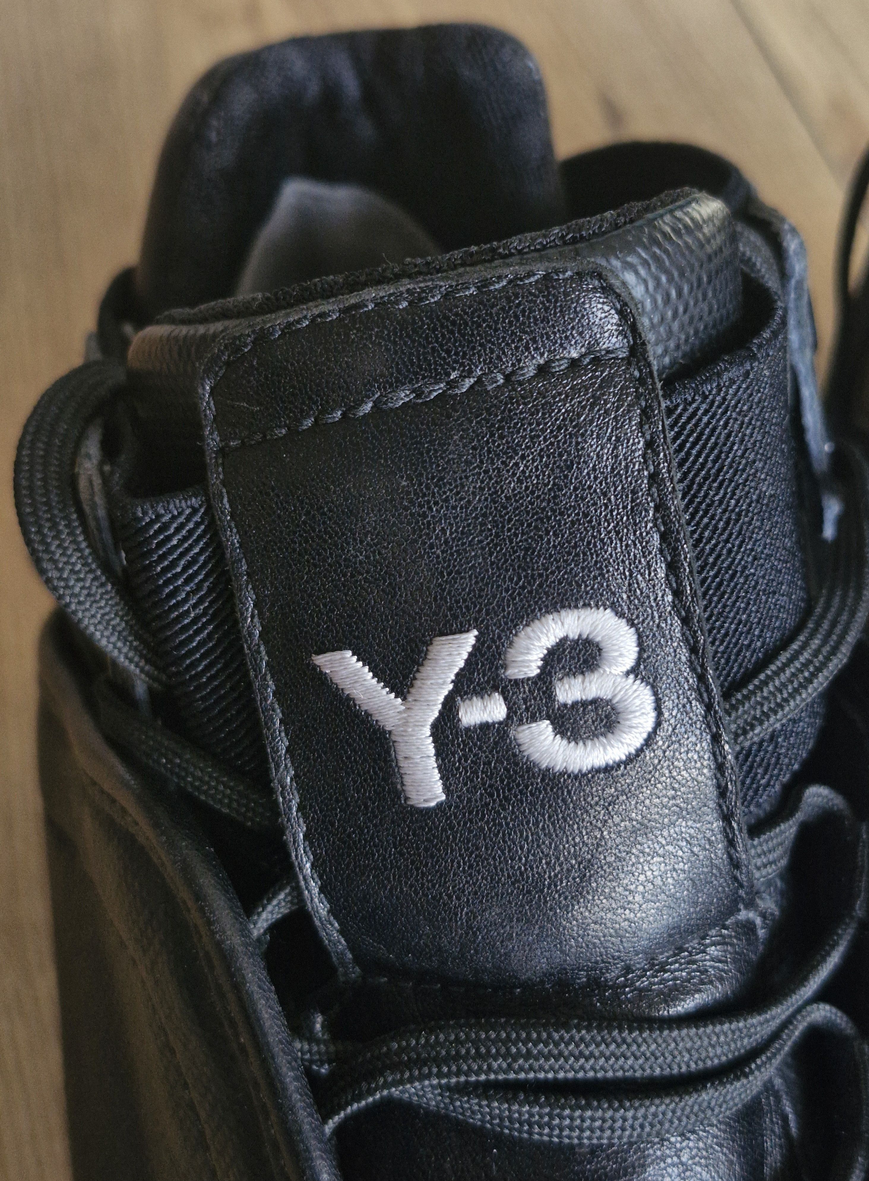 Ꮚ• ·̫ •̥Ꮚᰔ Yohji Yamamoto Y-3 Kazuhiri hi-top leather sneakers black