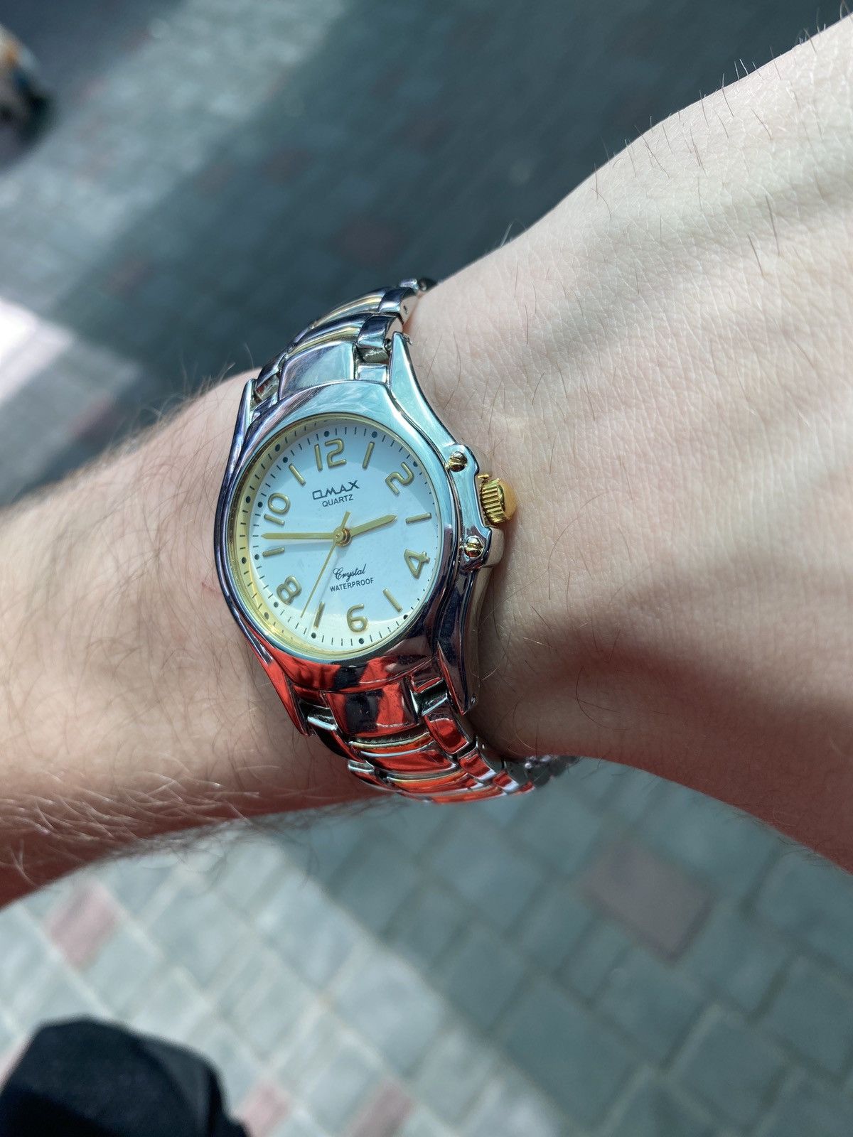 Japanese Brand Stylish OMAX Crystal Watch Quartz Working Size ONE SIZE - 5 Thumbnail