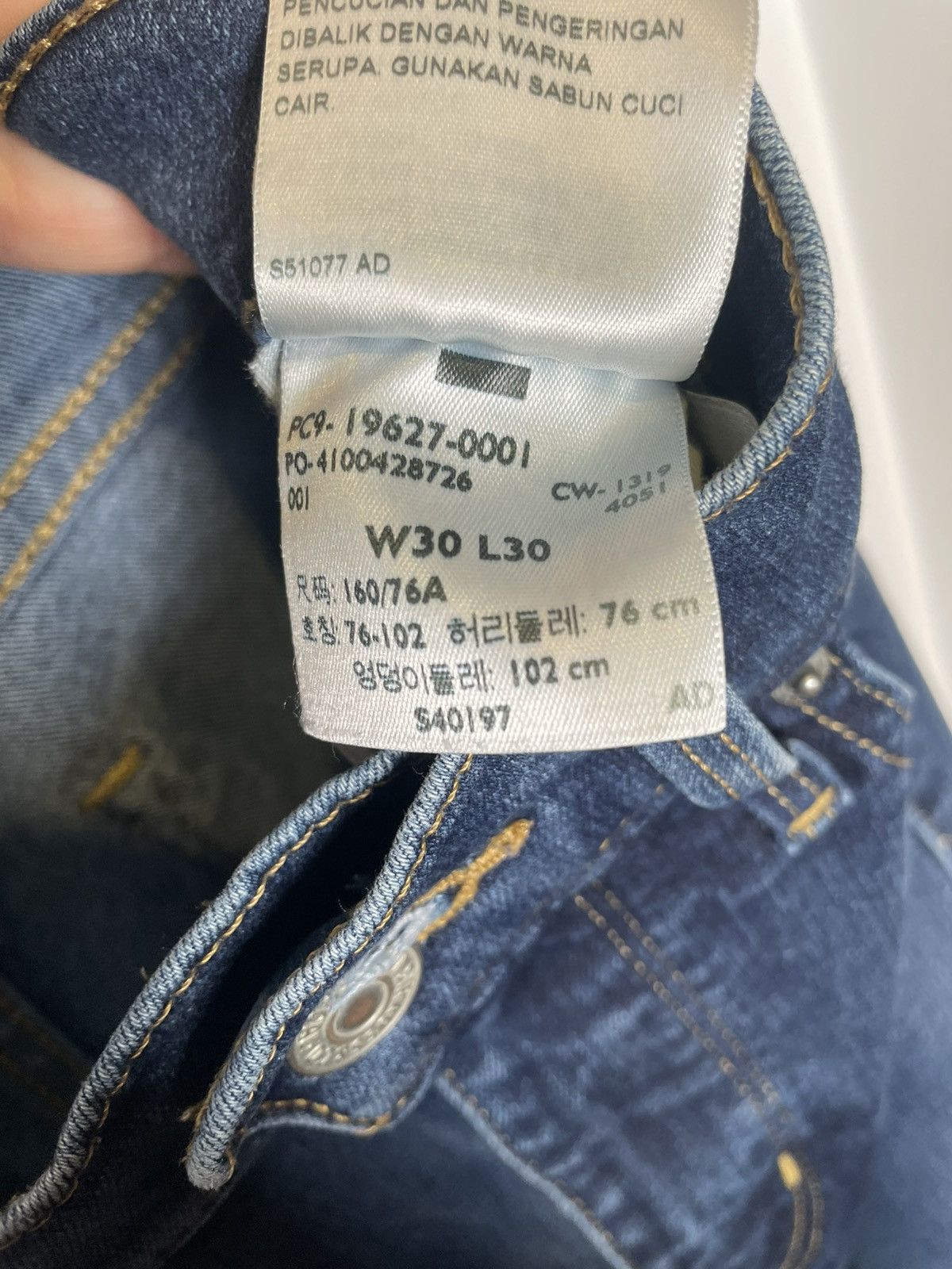 Levi's Levi’s 312 Shaping Slim Jeans Mid-Wash Blue 30 Size US 30 / EU 46 - 9 Thumbnail