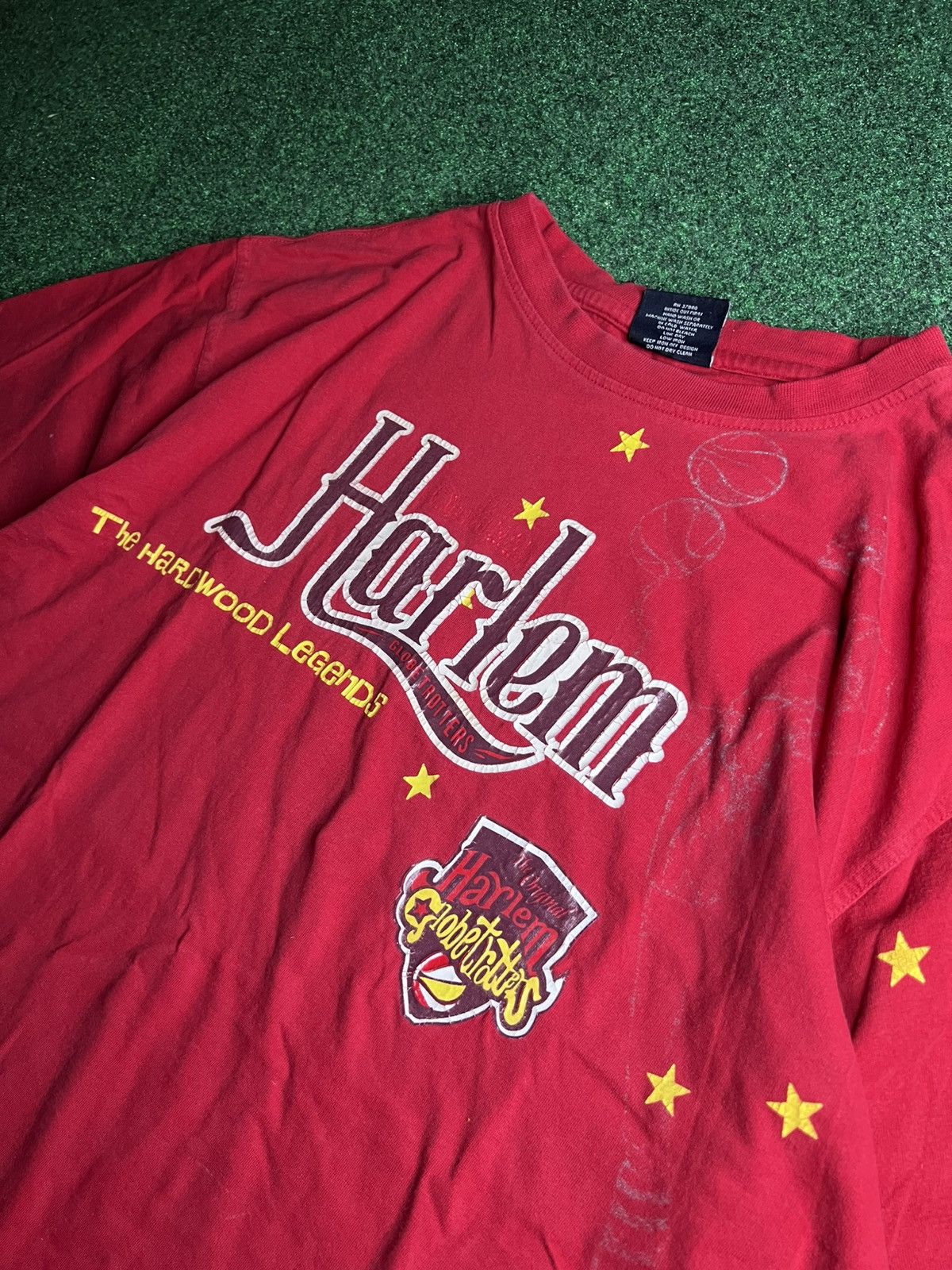 Harlem Globetrotters × Vintage Y2K Vintage Harlem Globetrotters Basketball Graphic T-Shirt Size US XL / EU 56 / 4 - 1 Thumbnail