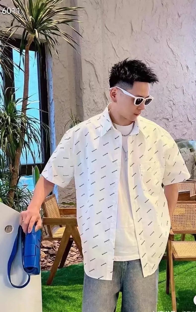Balenciaga Balenciaga White bullet screen full of shirt 2504-Nextarrow Size US XXS / EU 40 - 9 Thumbnail