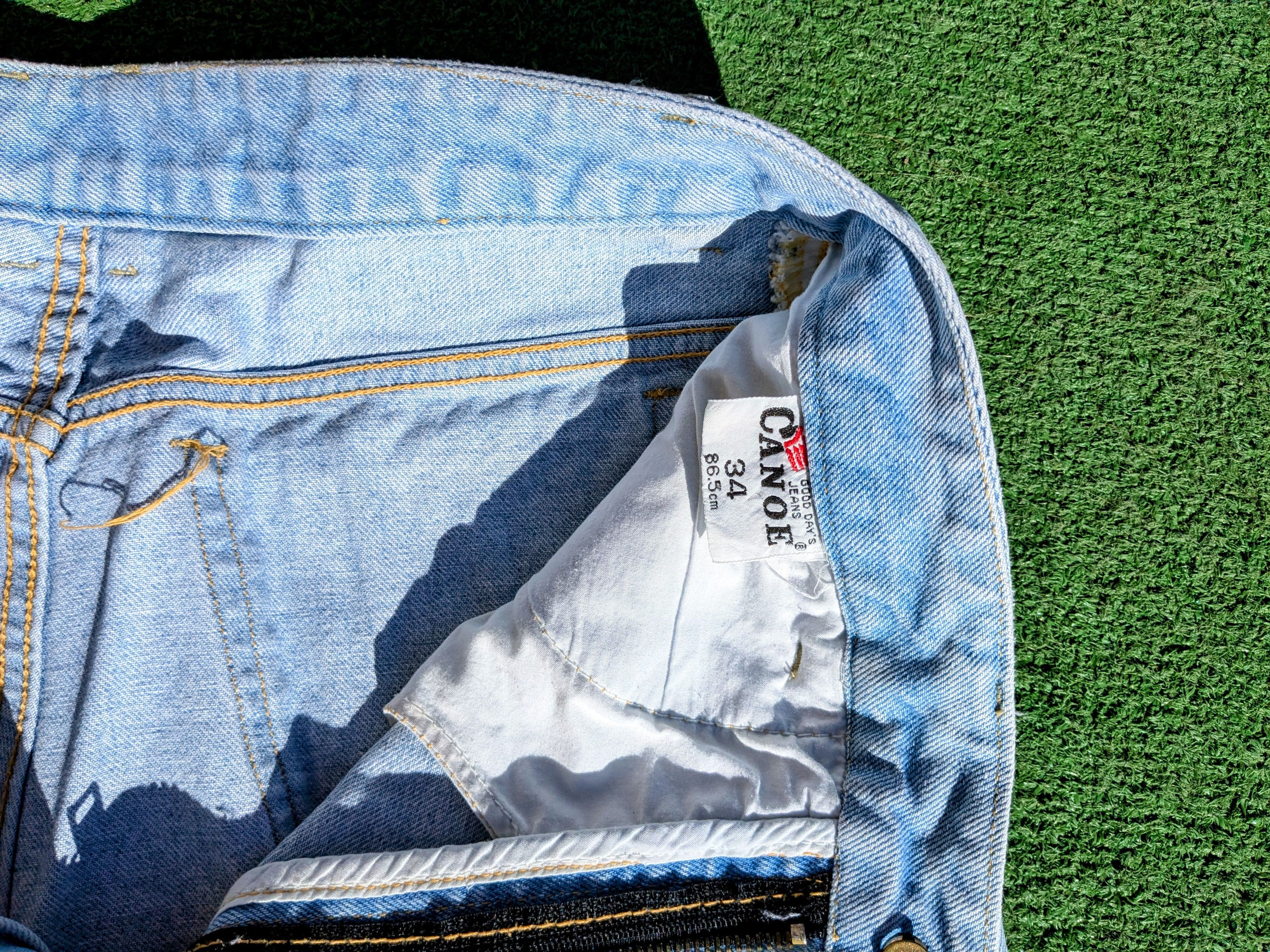 Vintage VTG 1990s High Waist Canoe Canton 5-Pocket 34/28 Denim Jeans Size 34" / US 12 / IT 48 - 3 Thumbnail