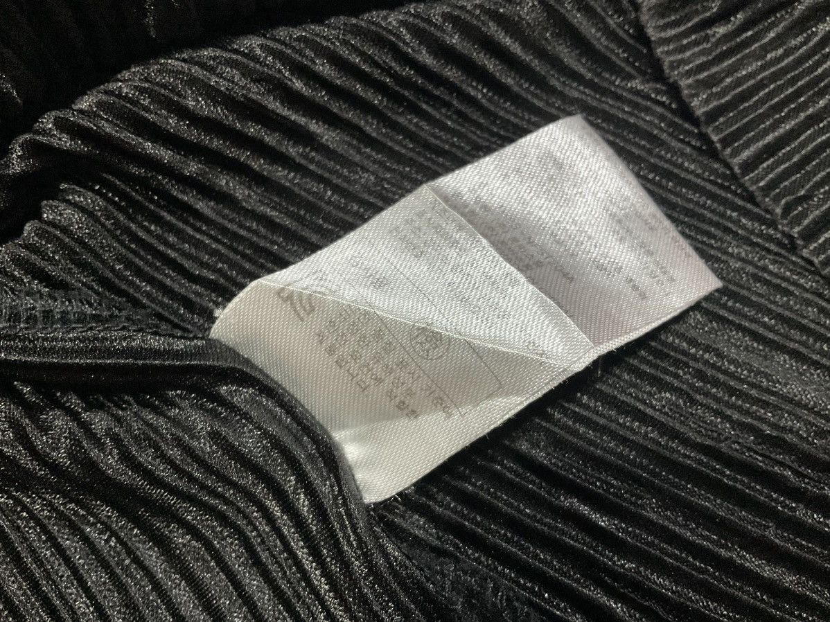Issey Miyake × Japanese Brand × Pleats Please Issey Miyake 🔥Sick Japanese Pleats Pleated Shirt Issey Miyake Style Size US L / EU 52-54 / 3 - 7 Thumbnail