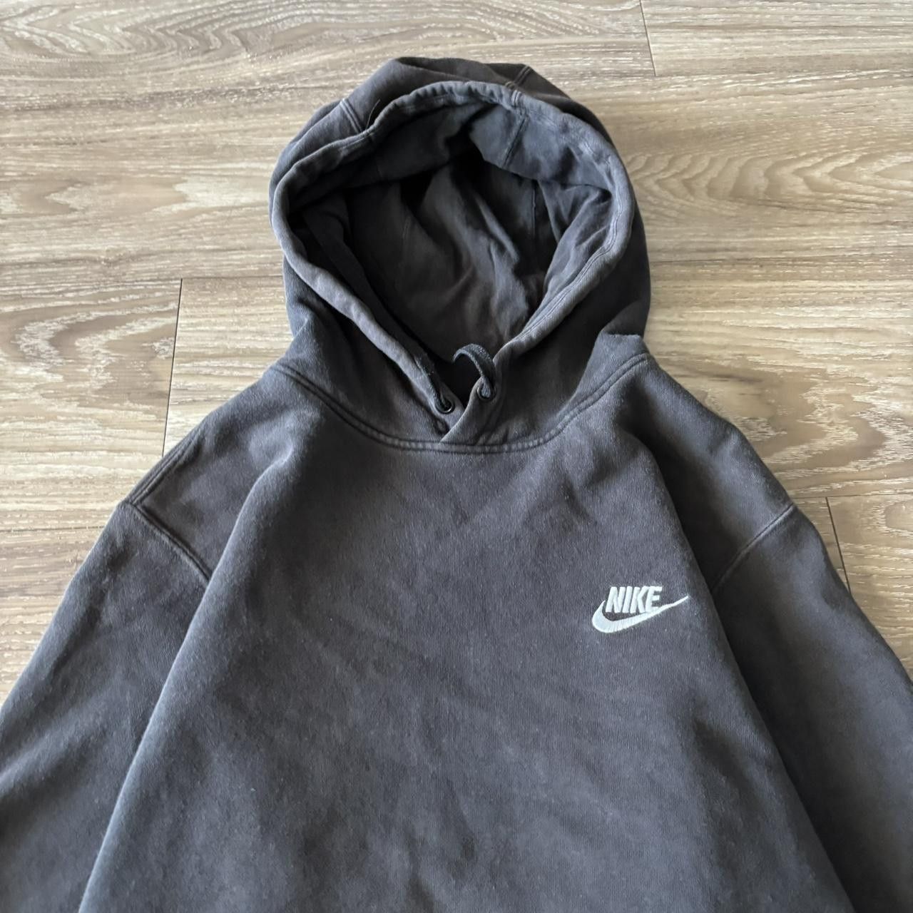 Nike Crazy Vintage Y2K/2000s Black Nike Streetwear Essential Pullover Hoodie! Size M Size US M / EU 48-50 / 2 - 2 Thumbnail